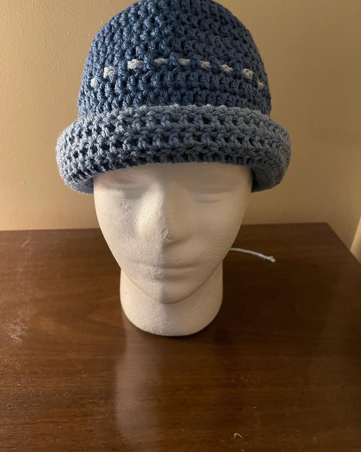 Other Handmade crocheted roll up ELLE & C hat Size ONE SIZE - 2 Thumbnail