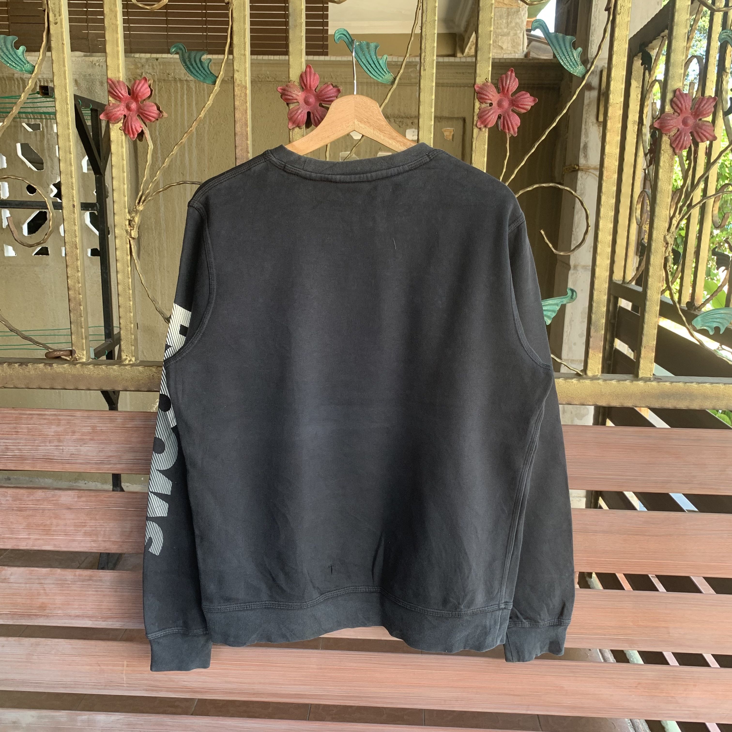 Nike Nike Swoosh Black Faded Crewneck Jumper Pullover Sweater Size US M / EU 48-50 / 2 - 6 Thumbnail