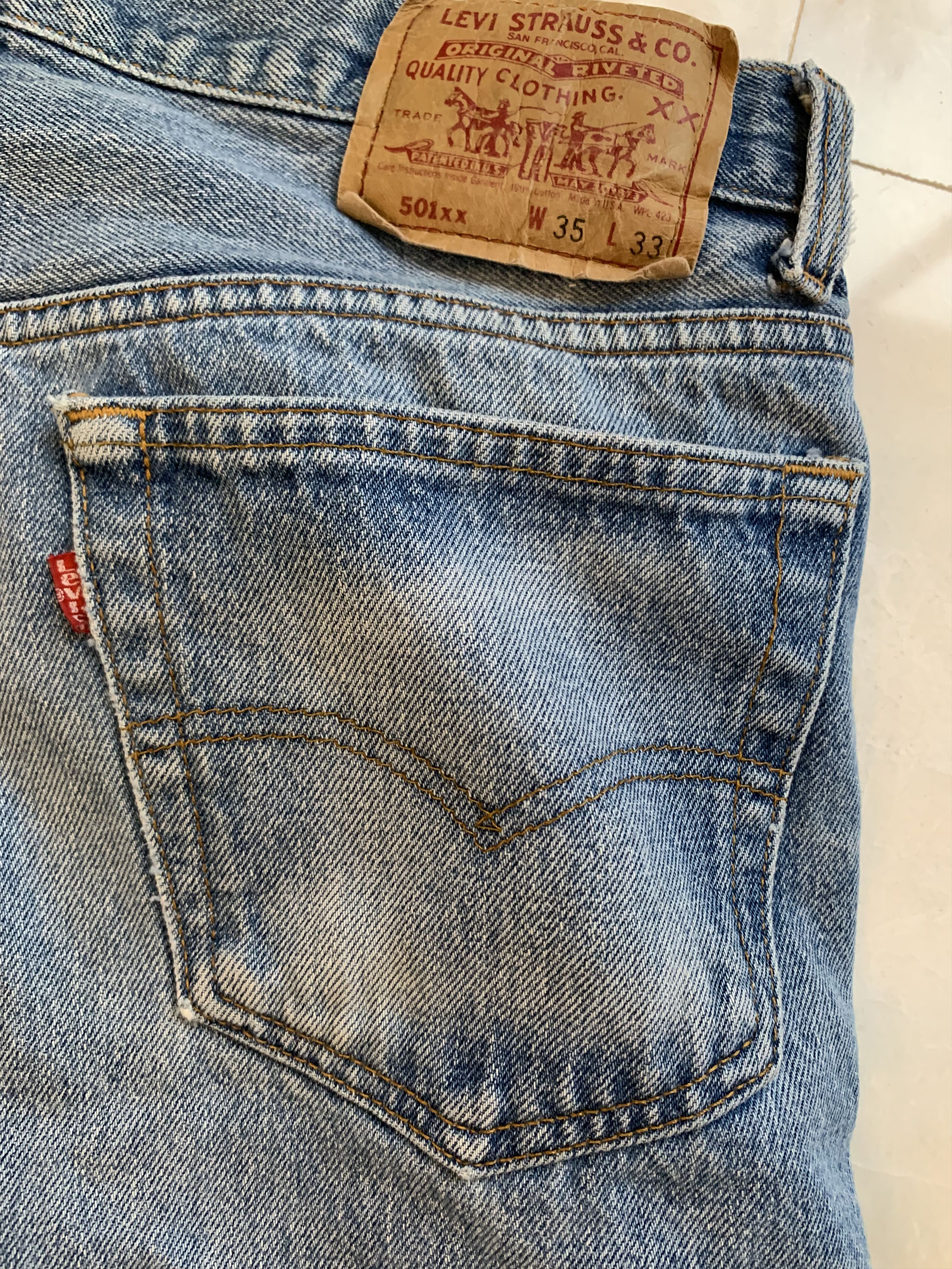 Levi's Vintage Levi's 501 Size US 35 - 13 Thumbnail