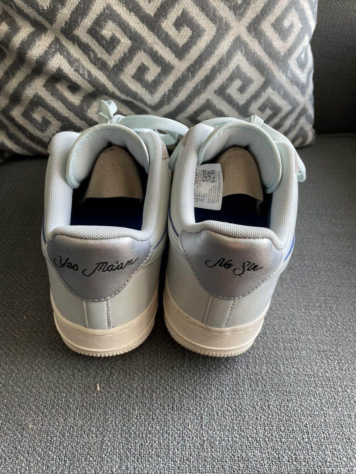 devin booker af1 color change