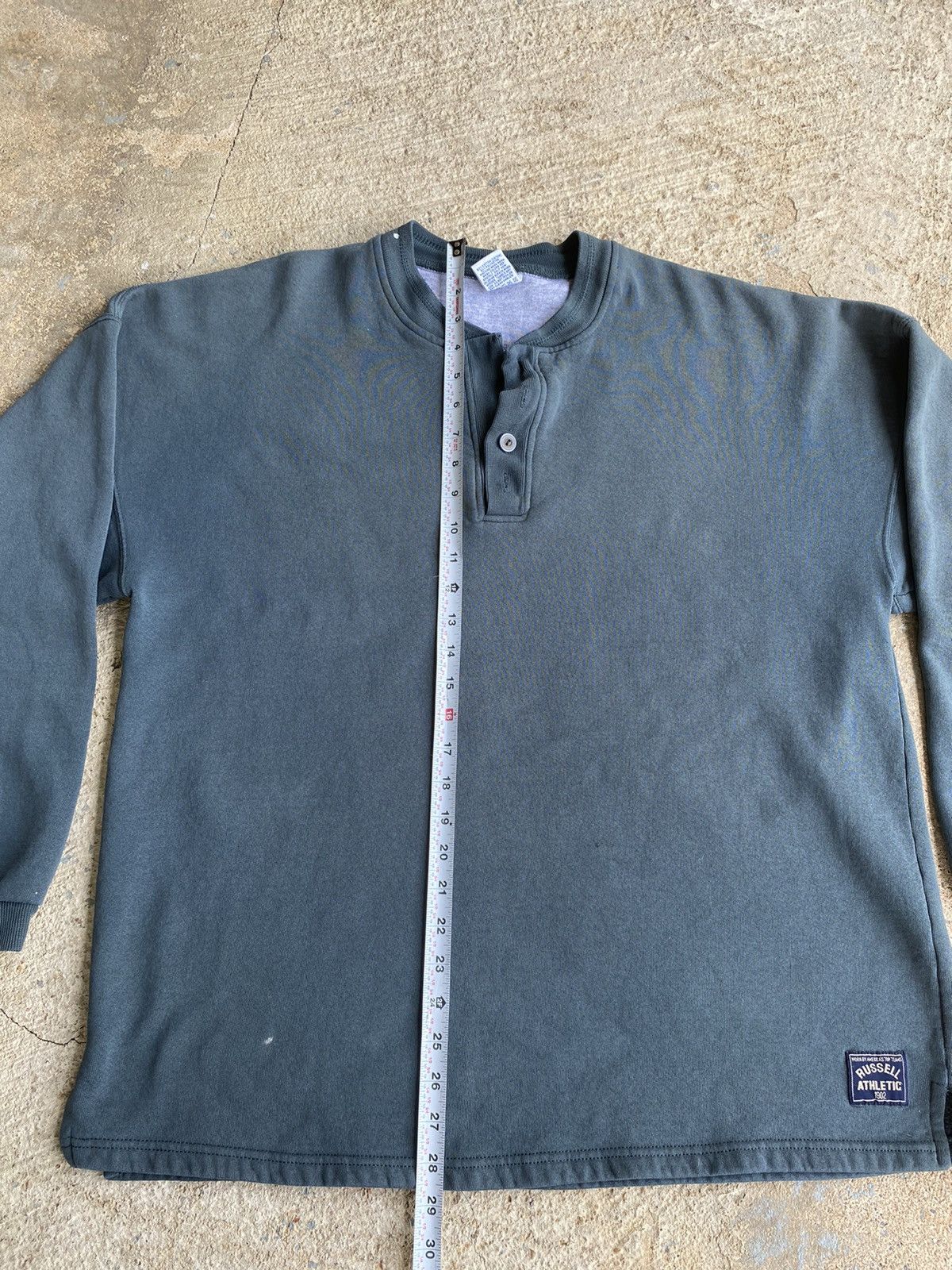 Russell Athletic × Vintage Vintage 90’s Russell Athletic Faded Grunge Button Sweatshirt Size US XL / EU 56 / 4 - 10 Thumbnail