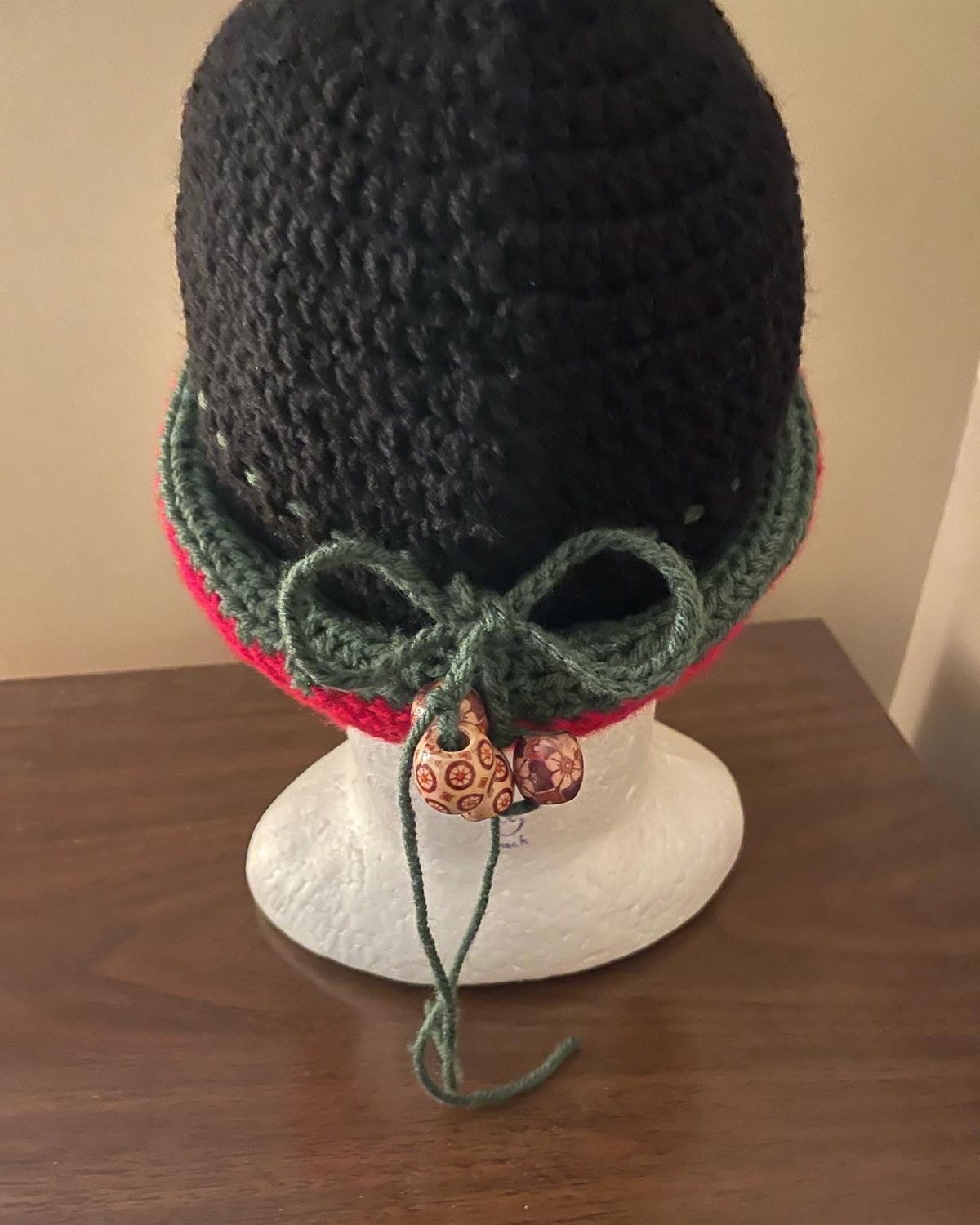 Other Handmade crocheted roll up ELLE & C hat Size ONE SIZE - 4 Thumbnail