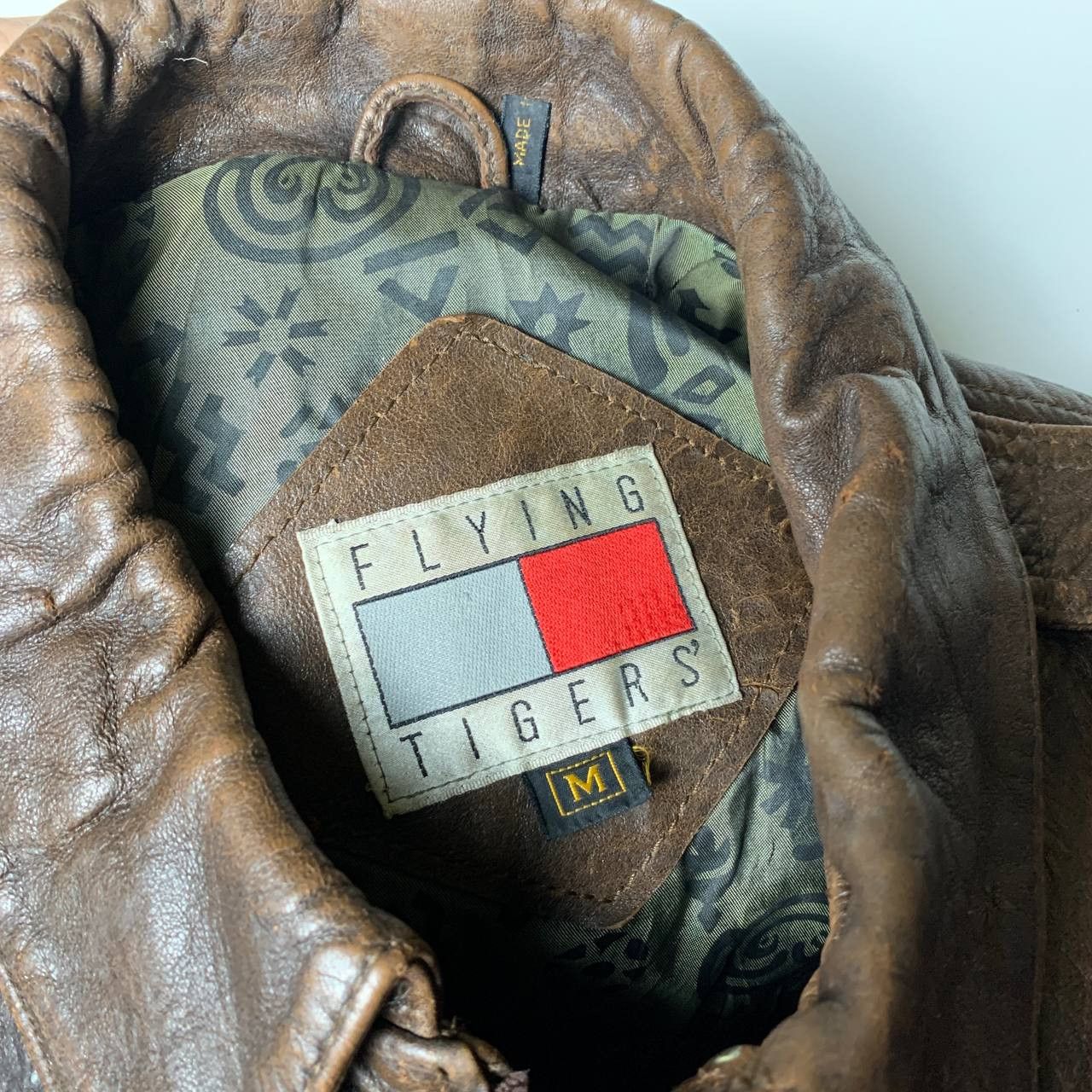 Vintage Flying Tigers Leather Jacket Size US M / EU 48-50 / 2 - 8 Thumbnail