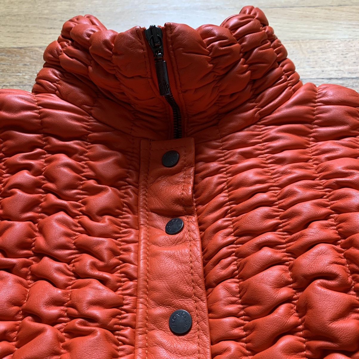Moncler FW2003 Ruched Leather Down Jacket Size S / US 4 / IT 40 - 3 Thumbnail