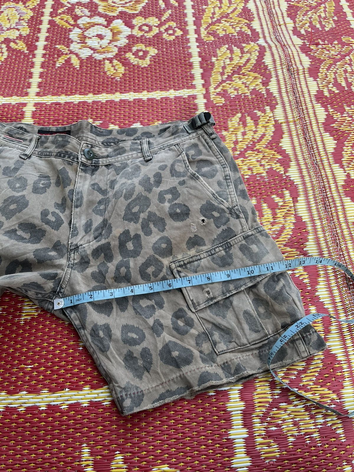 Other (A58). RNA INC SHORT CAMO Size US 32 / EU 48 - 16 Thumbnail