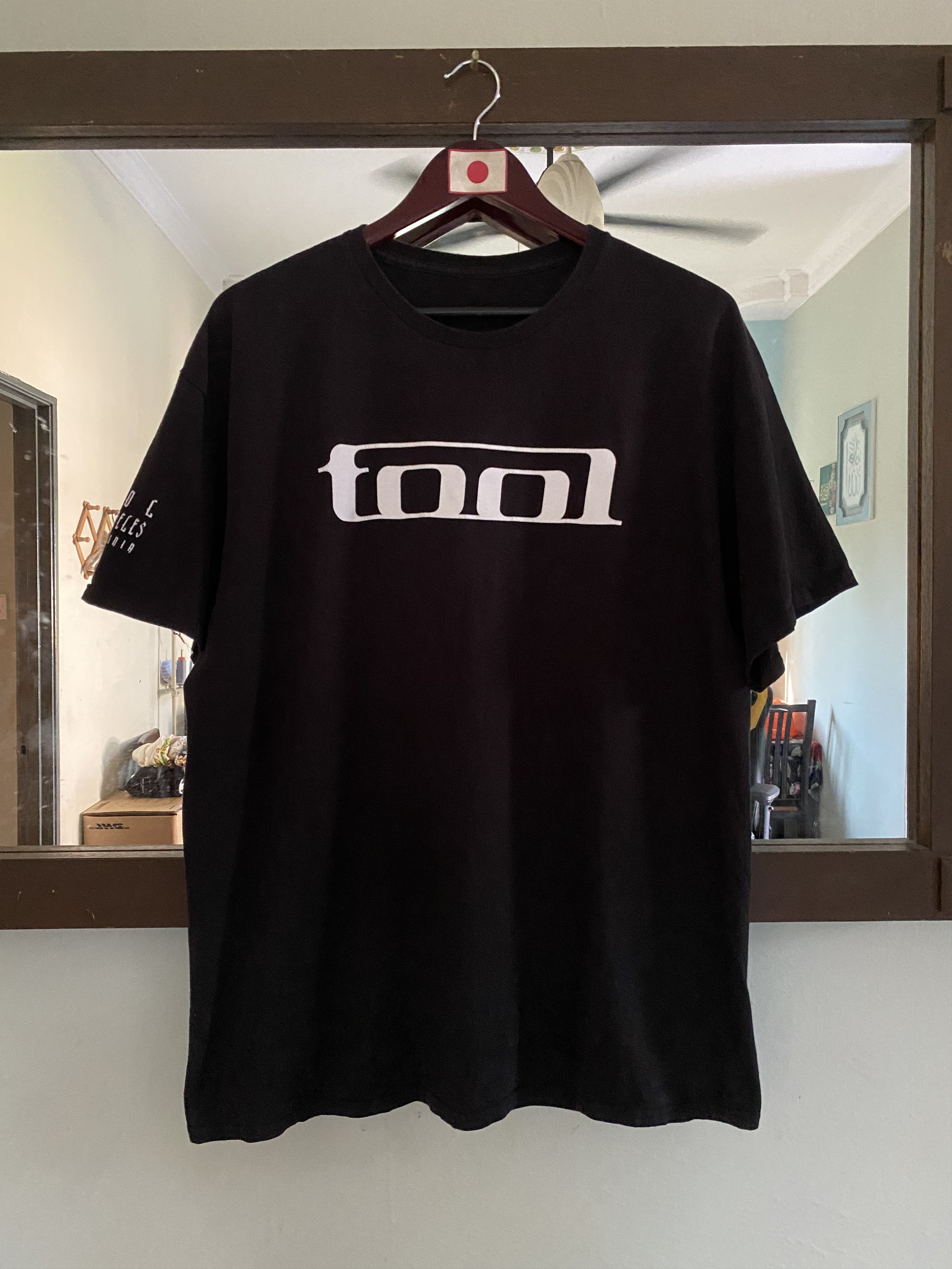 Band Tees Tool 2009 Los Angeles California Y2k Shirt Size US XL / EU 56 / 4 - 2 Thumbnail