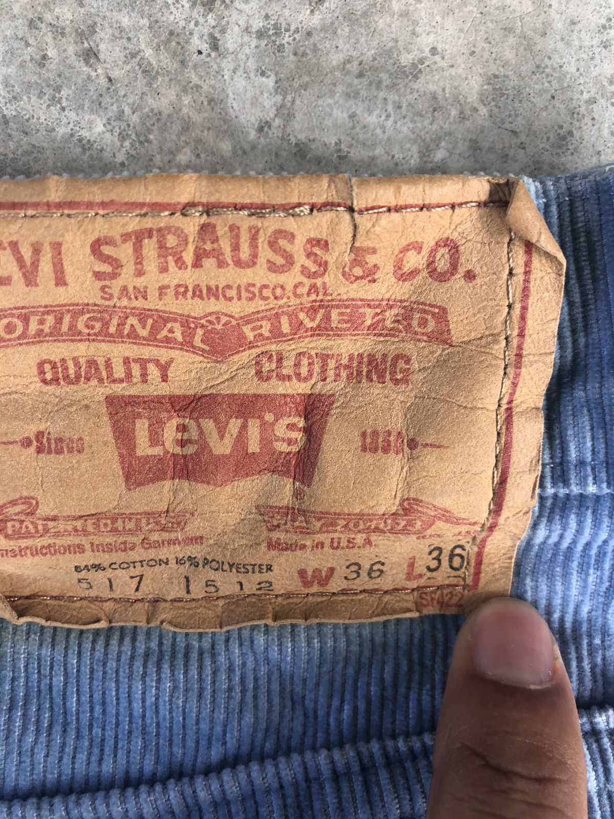Levi's Vintage 80’s Levi’s Flared Jeans Corduroy 517 Size US 35 - 13 Thumbnail