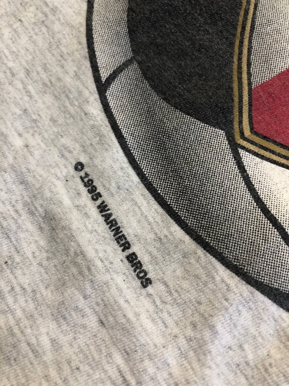 Vintage Vintage Warner Bros 1995 England Football T-Shirt Bugs Bunny Size US XL / EU 56 / 4 - 6 Thumbnail