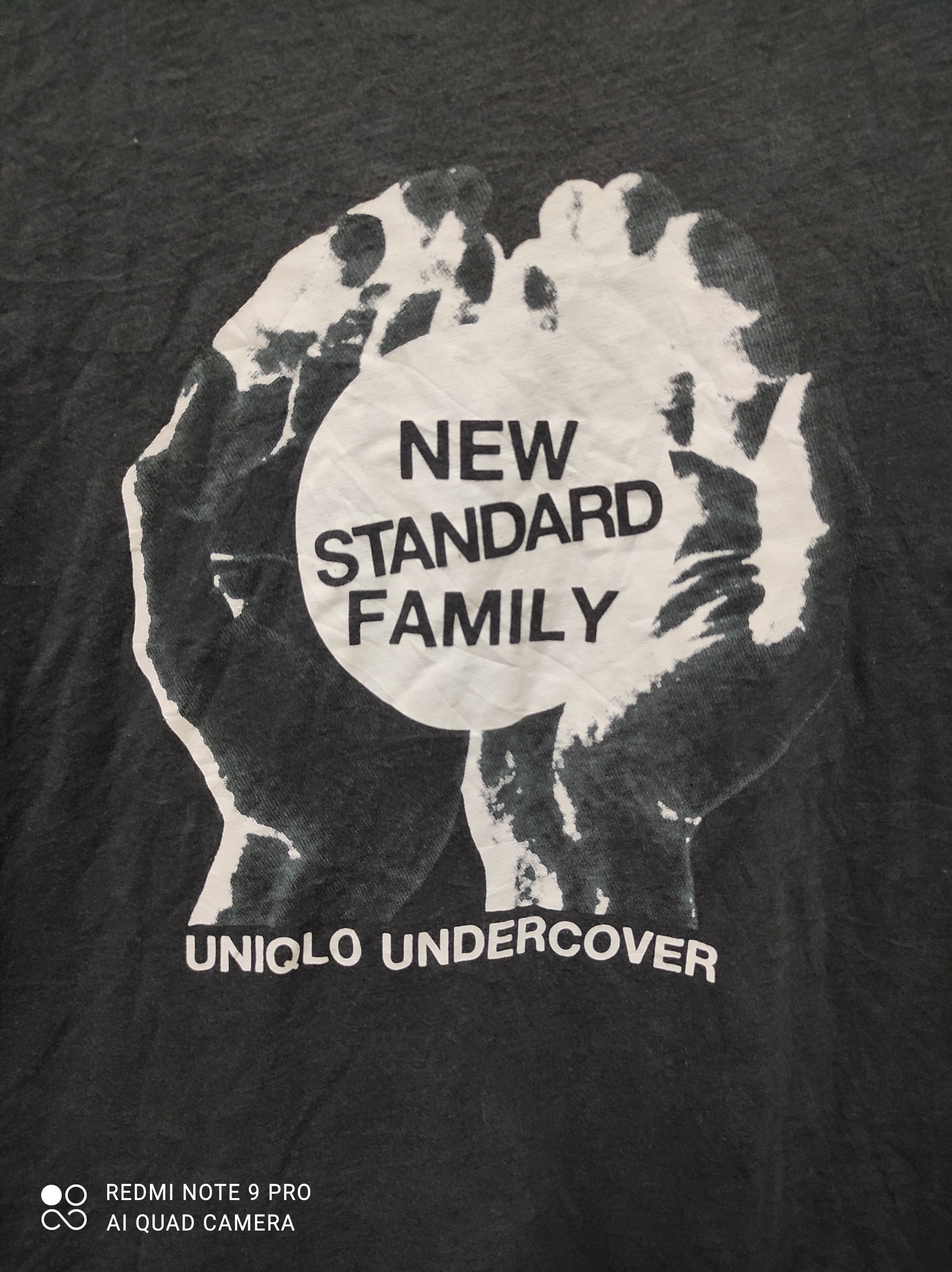 Jun Takahashi × Undercover × Uniqlo Undercover X Uniqlo New Standard Family Size US L / EU 52-54 / 3 - 2 Thumbnail