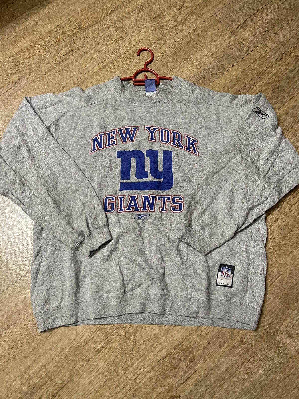 Vintage Reebok NY GIANTS sweatshirt