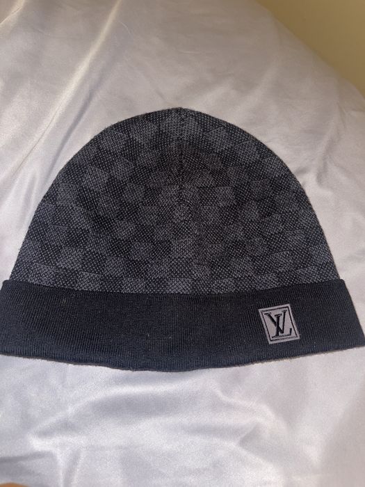 Louis Vuitton Petit Damier hat
