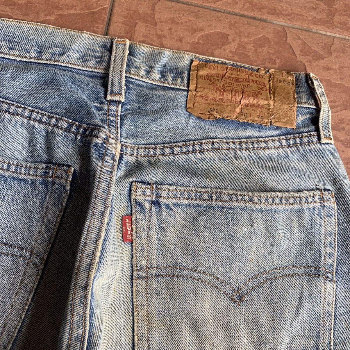 Levi's × Vintage RUSTY DIRTY LEVI’S 501 DISTRESSED DENIM REDLINE SELVEDGE Size US 28 / EU 44 - 14 Thumbnail