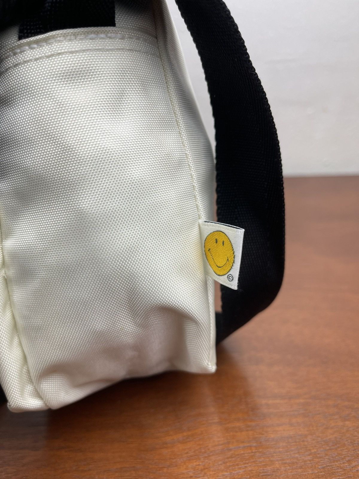 Japanese Brand Rare Smiley sling Bag by Franklin lou Frani Size ONE SIZE - 6 Thumbnail