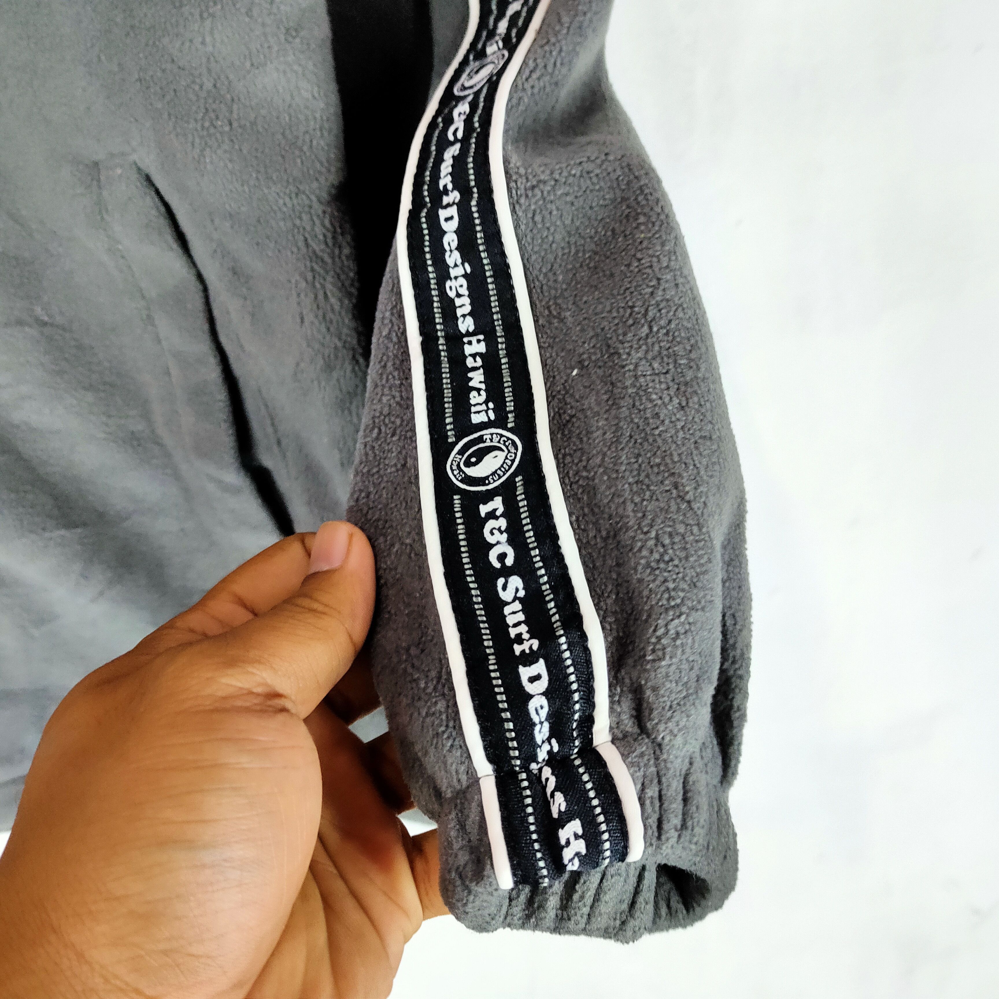 Other T&C SURF EMBROIDERY Side Tape Full Zipper Fleece Size US L / EU 52-54 / 3 - 4 Thumbnail