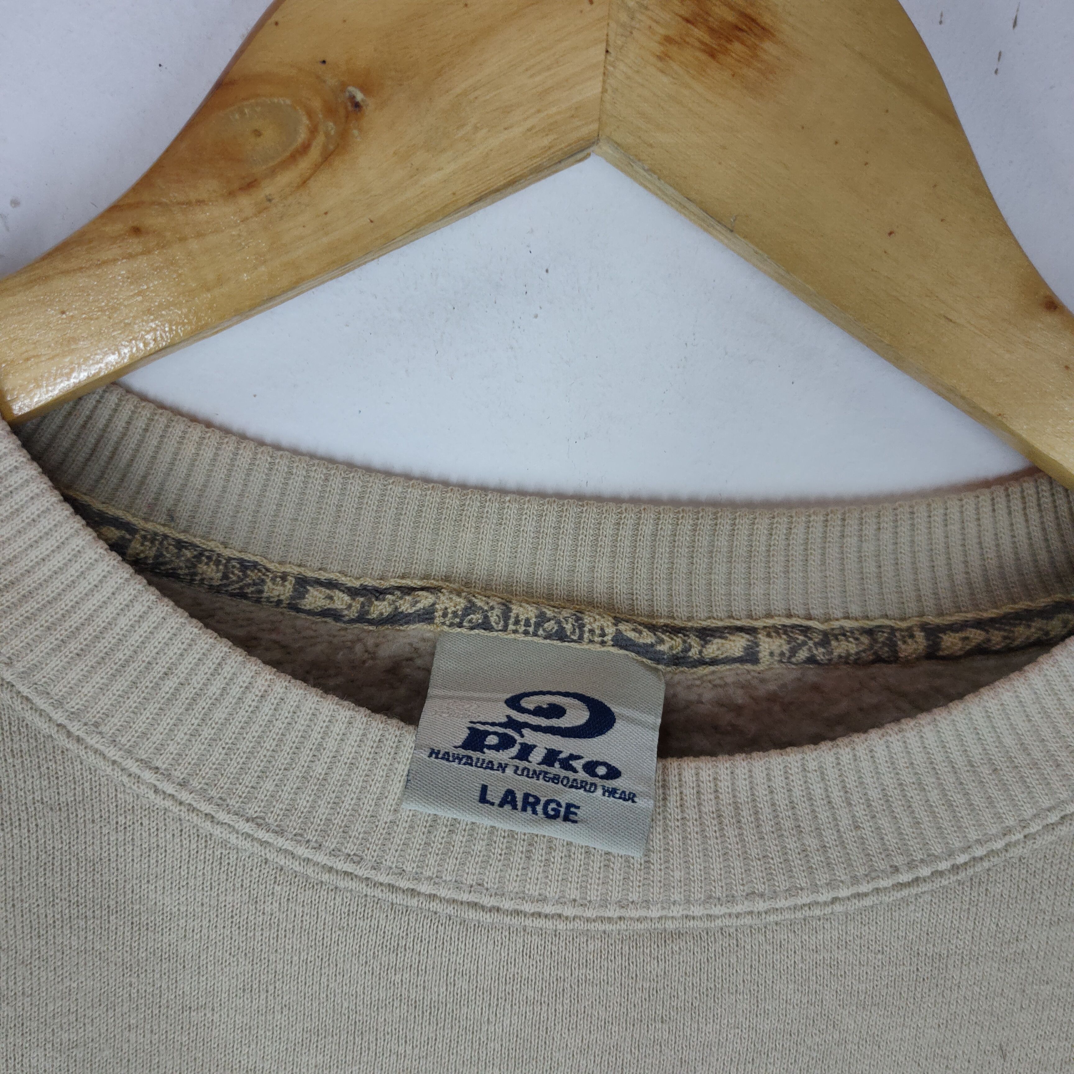 Vintage Vintage PIKO HAWAIIAN SURFING Big Back Logo Sweatshirt Size US L / EU 52-54 / 3 - 4 Thumbnail