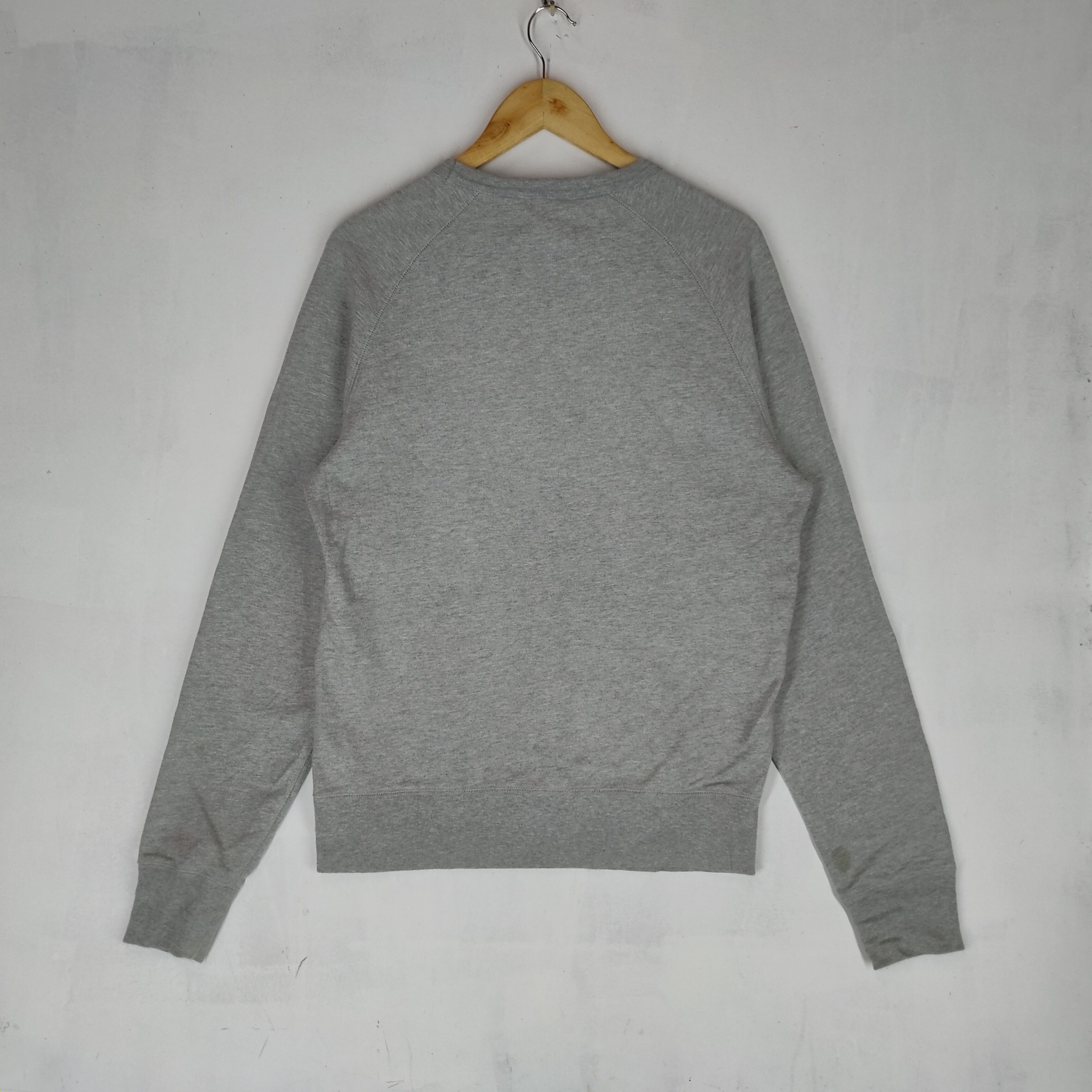 Disney GAP MICKEY MOUSE Big Logo Printed Pose Disney Sweatshirt Size US M / EU 48-50 / 2 - 5 Thumbnail