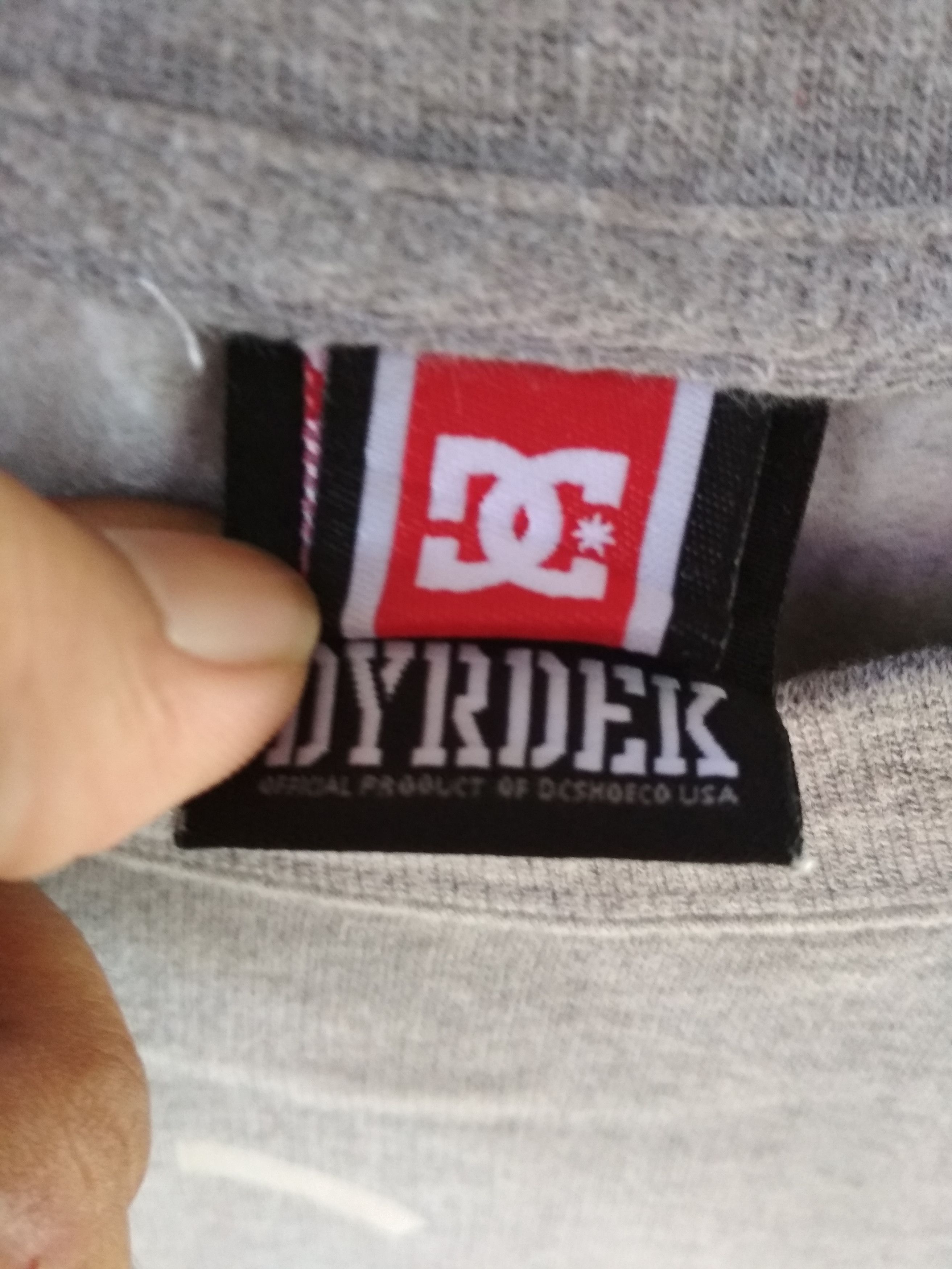 DC DC SHOE CO USA Spell Out Front Logo Sweatshirt Size US S / EU 44-46 / 1 - 3 Thumbnail