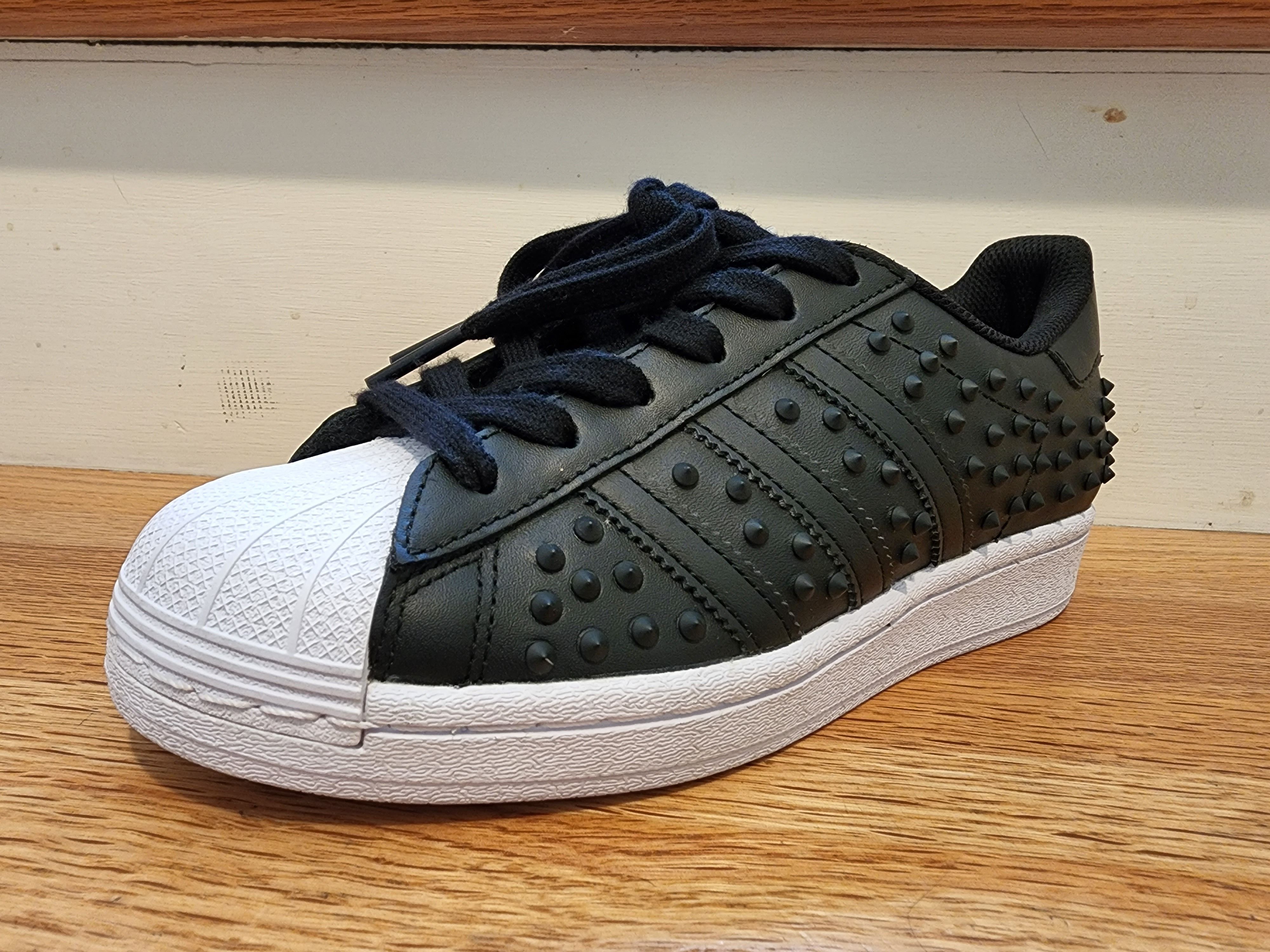 adidas gazelle silver green womens adidas x Clot Superstar LNY (Core Black/Carbon), 6