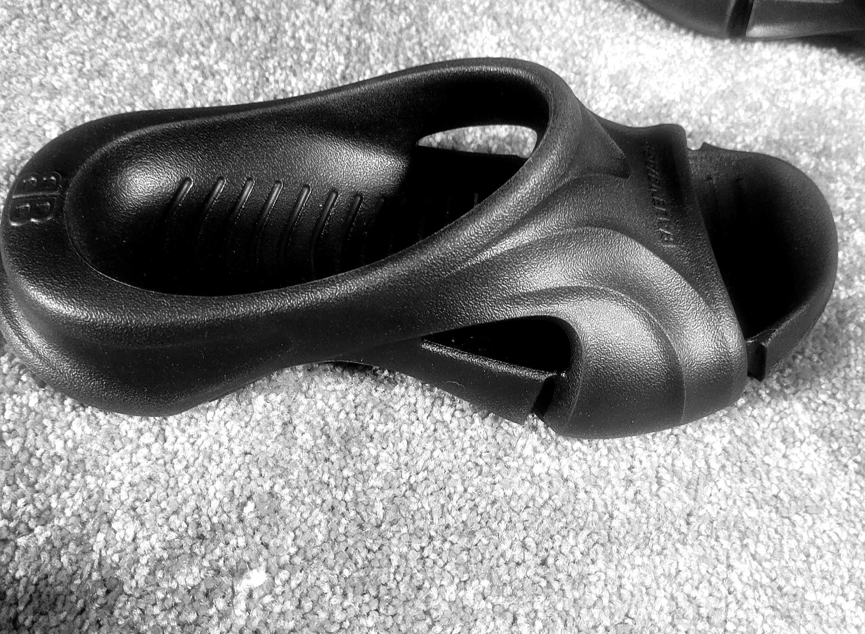 Balenciaga Mold rubber slide Size US 9 / EU 42 - 2 Thumbnail