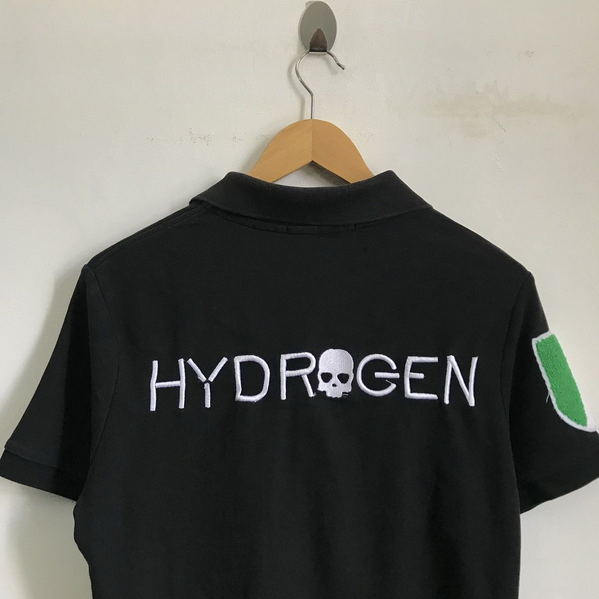 HYDROGEN Hydrogen Shirts Size US M / EU 48-50 / 2 - 4 Thumbnail