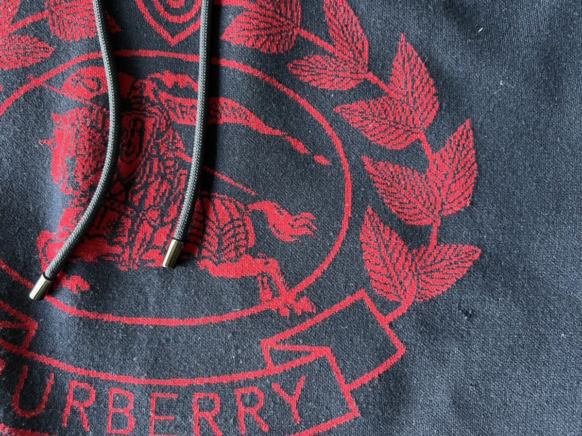 Burberry Burberry Crest Merino Wool Hoodie, Navy Size US M / EU 48-50 / 2 - 4 Thumbnail