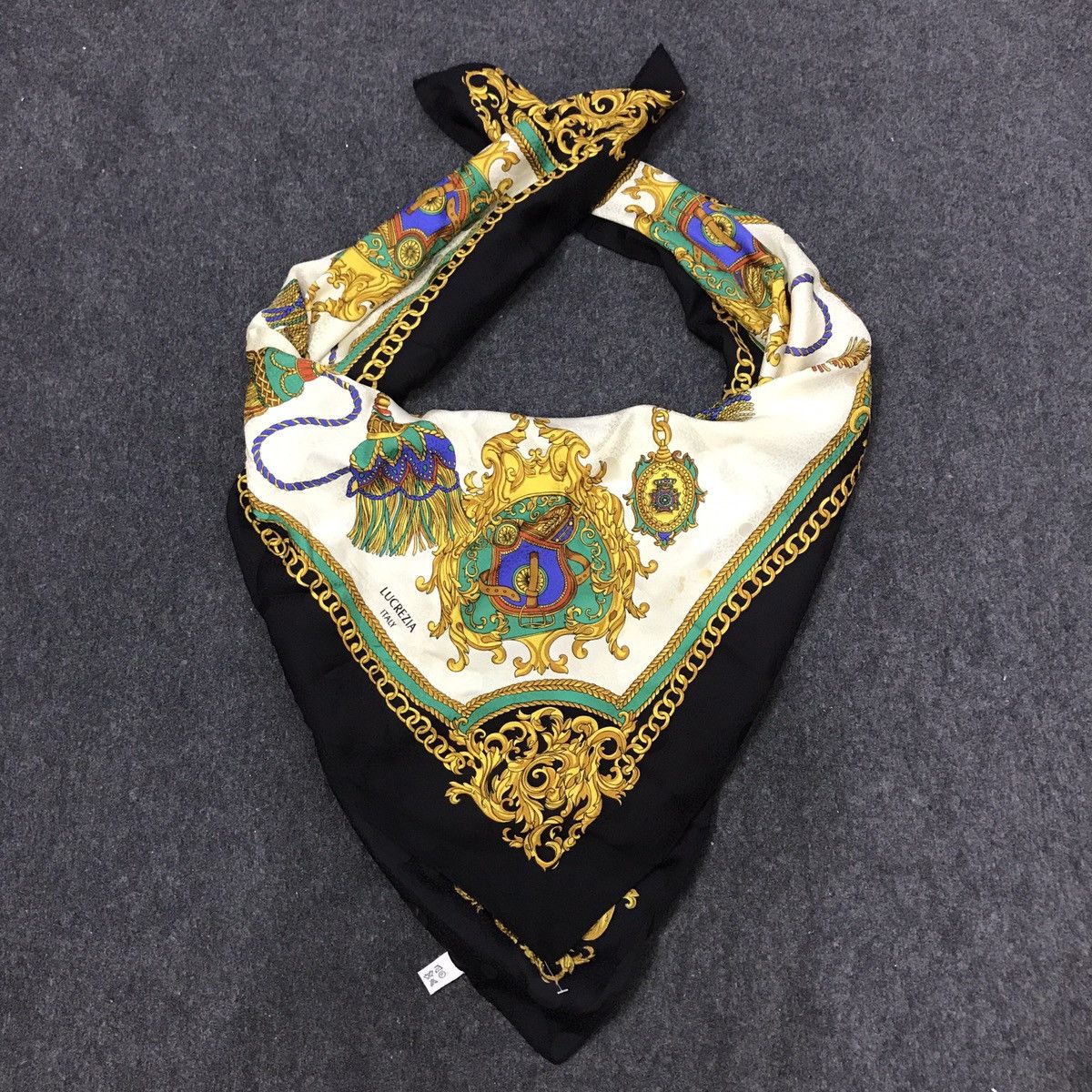 💥Vintage silk 100% scarf lucrezia itali #001