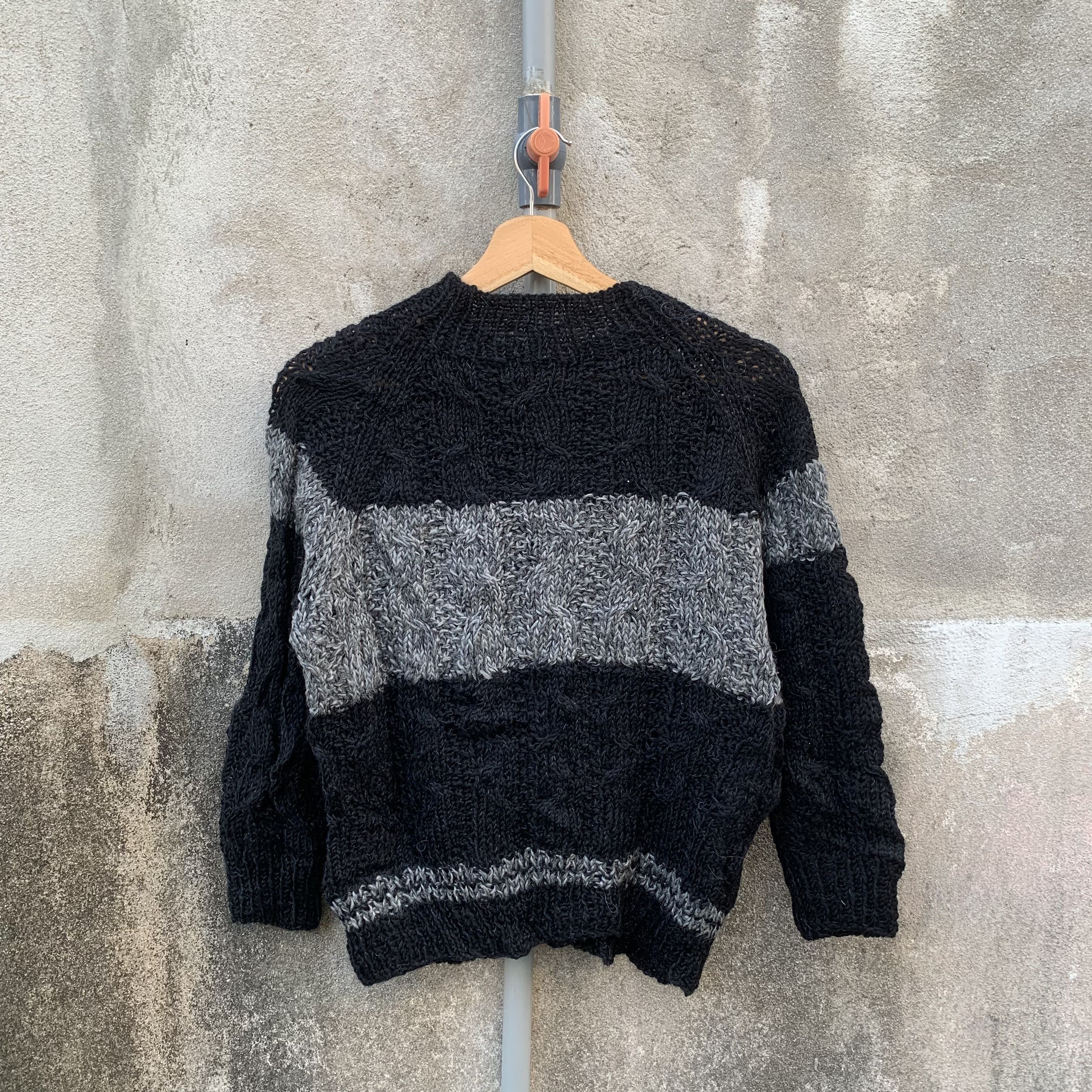 Aran Isles Knitwear Japanese Vintage Knit Jumper Cropped Pullover Sweater Size US S / EU 44-46 / 1 - 5 Thumbnail