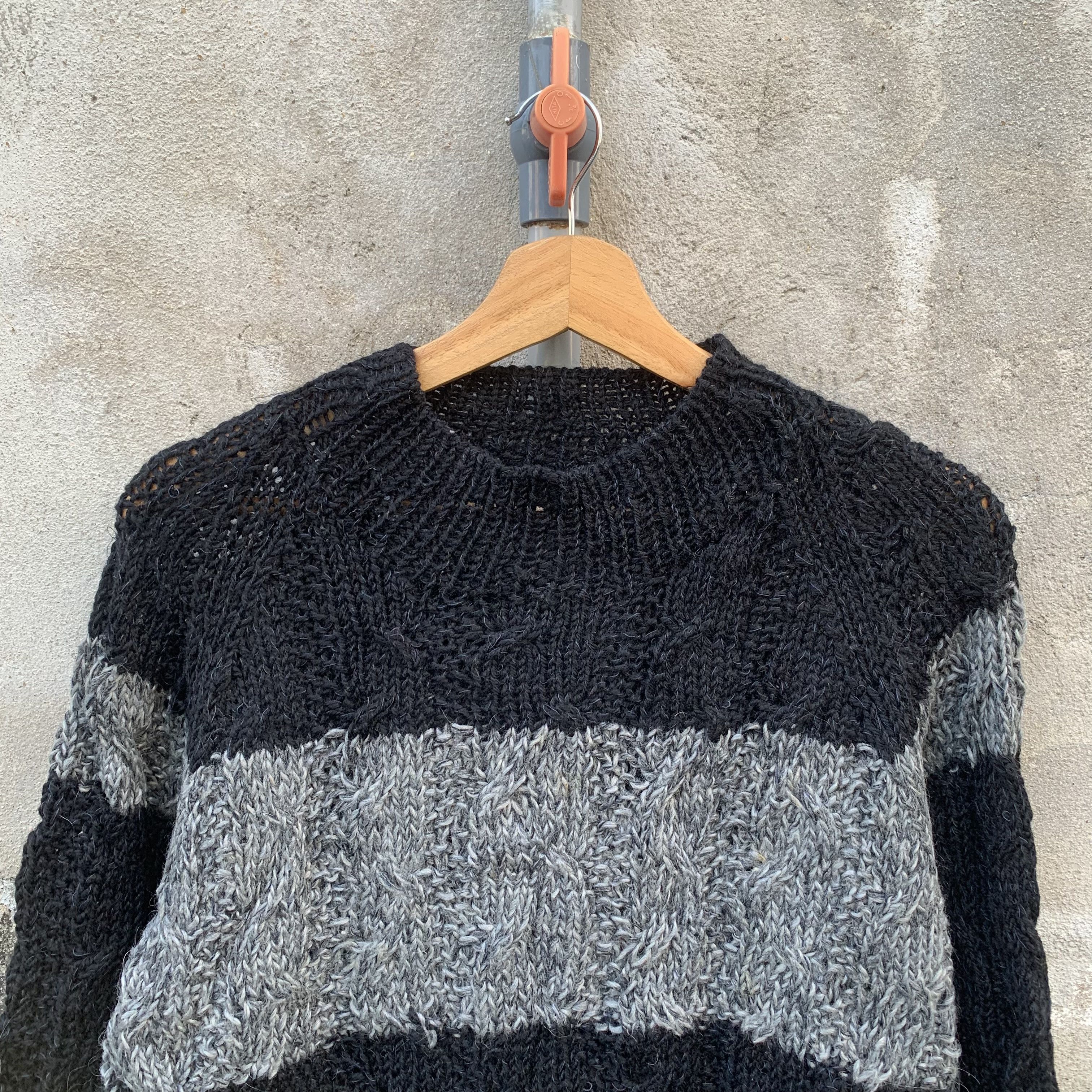 Aran Isles Knitwear Japanese Vintage Knit Jumper Cropped Pullover Sweater Size US S / EU 44-46 / 1 - 2 Thumbnail
