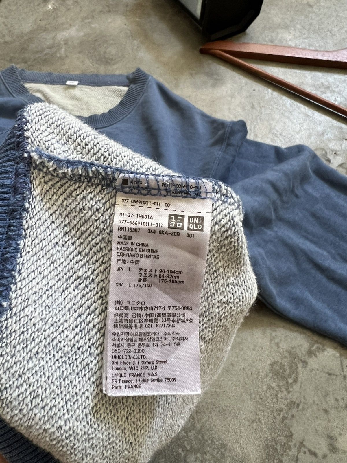 Uniqlo STEALS 🖤 Uniqlo Blank Sweatshirt Size US M / EU 48-50 / 2 - 13 Thumbnail