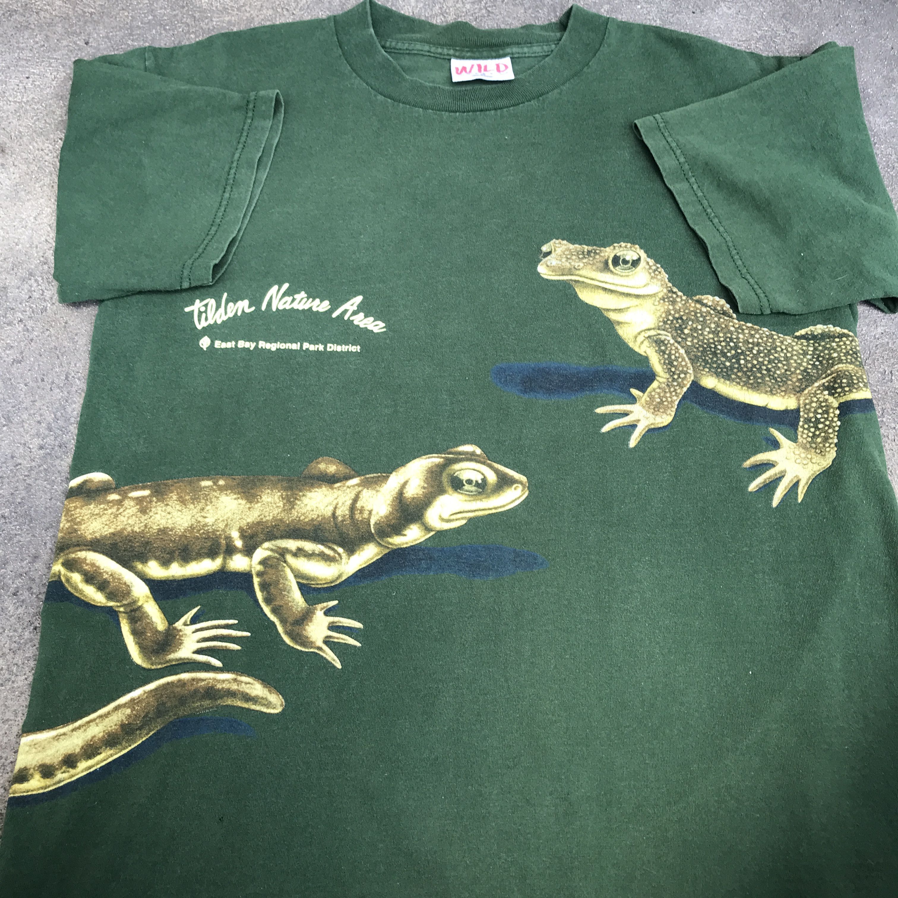 Vintage Y2K Tilden Nature Area Lizard animal art Tee Shirt