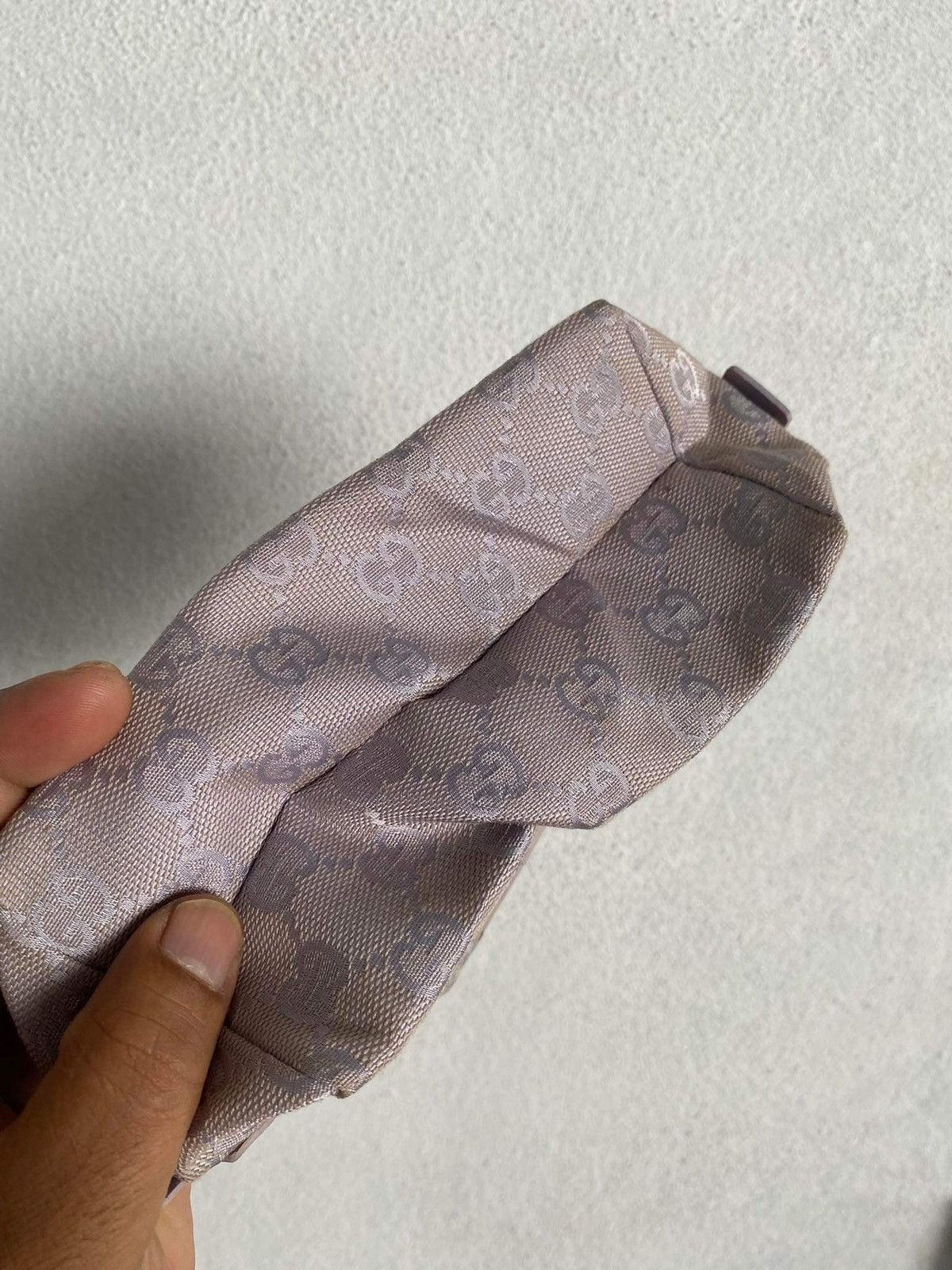 Gucci Authentic Gucci Monogram pouch Size ONE SIZE - 12 Thumbnail