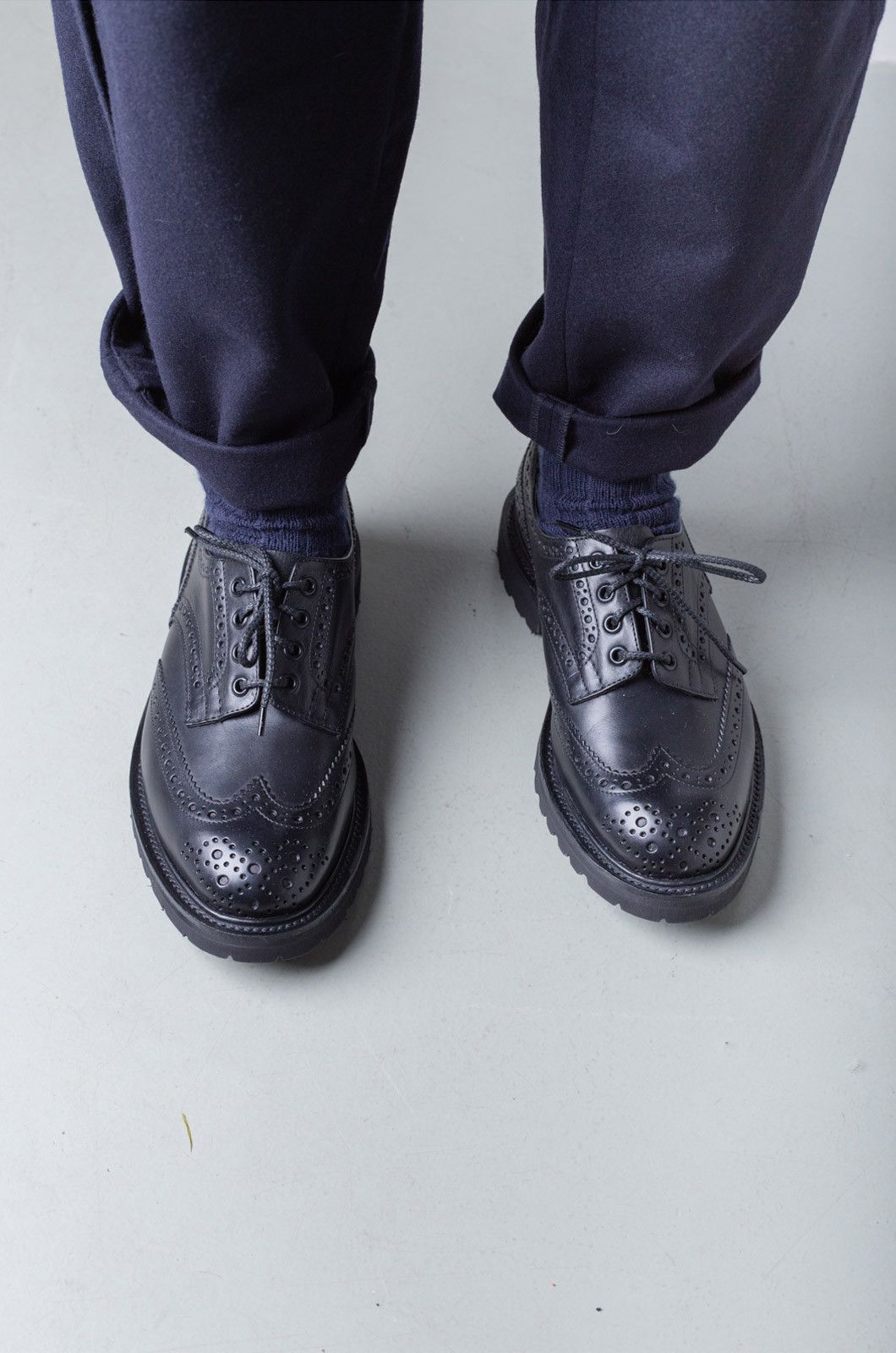Tricker's Trickers Bourton Brogue Shoe -- Black Olivvia Leather Size US 11 / EU 44 - 2 Thumbnail
