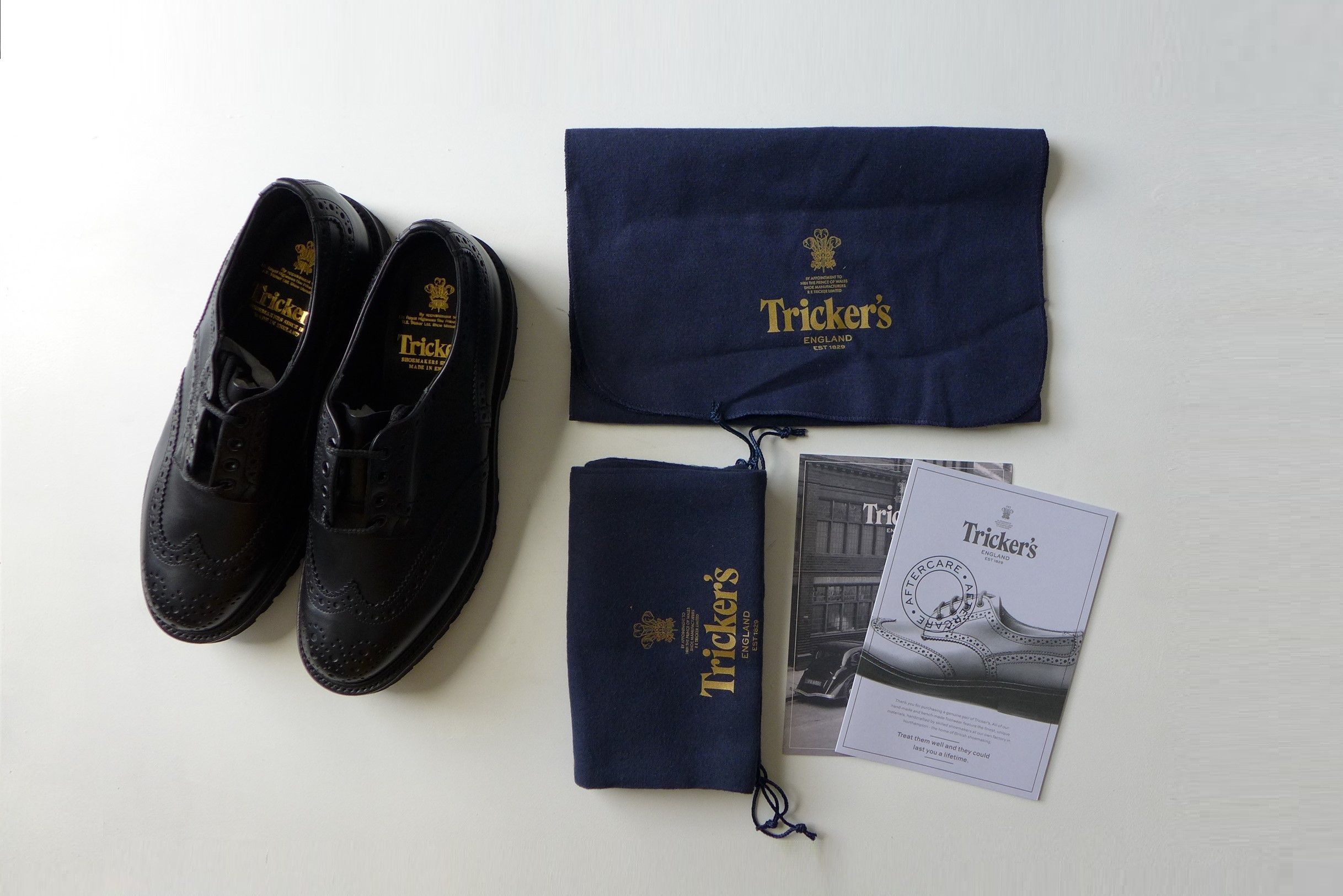Tricker's Trickers Bourton Brogue Shoe -- Black Olivvia Leather Size US 11 / EU 44 - 17 Thumbnail