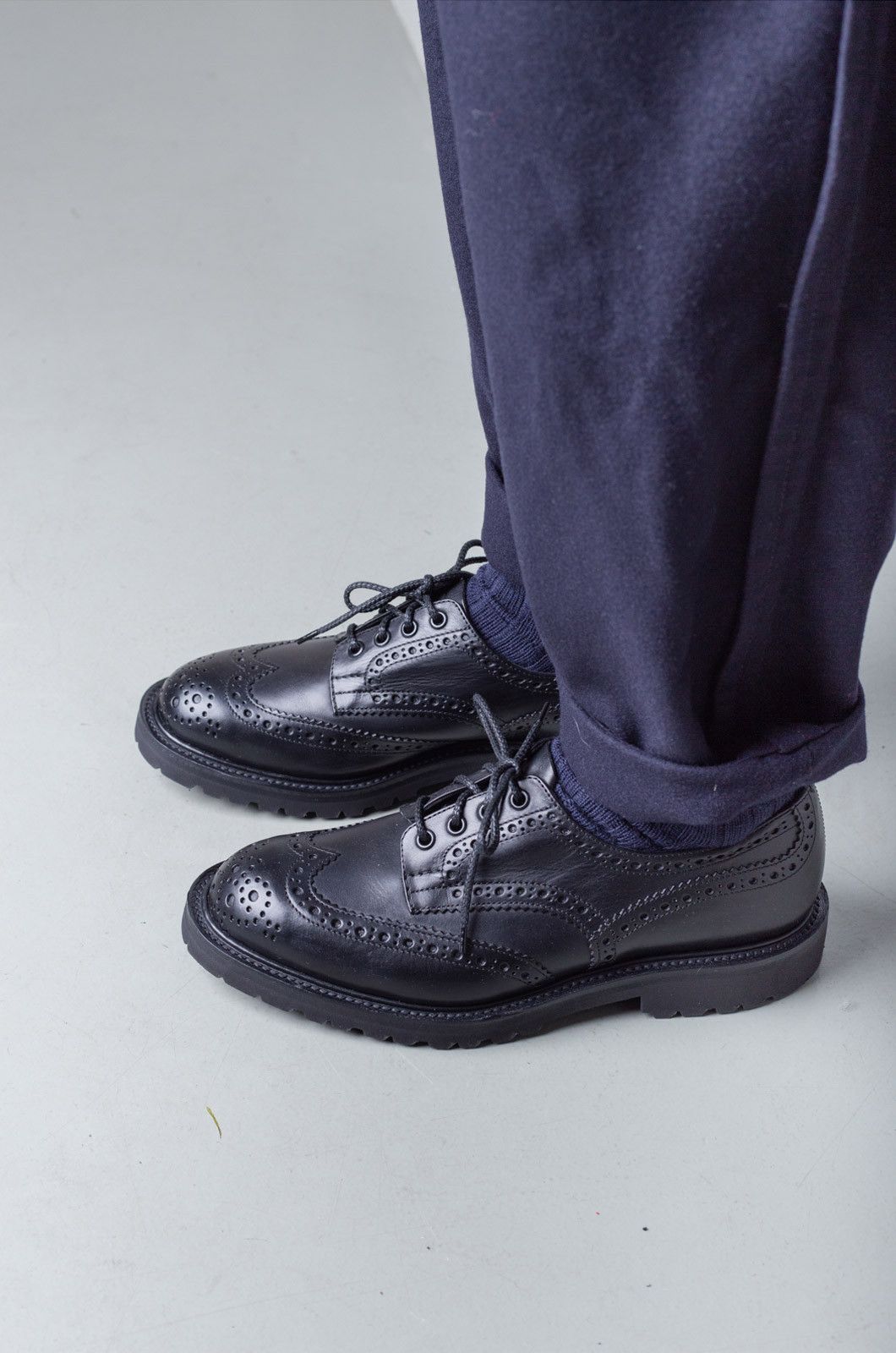 Tricker's Trickers Bourton Brogue Shoe -- Black Olivvia Leather Size US 11 / EU 44 - 4 Thumbnail