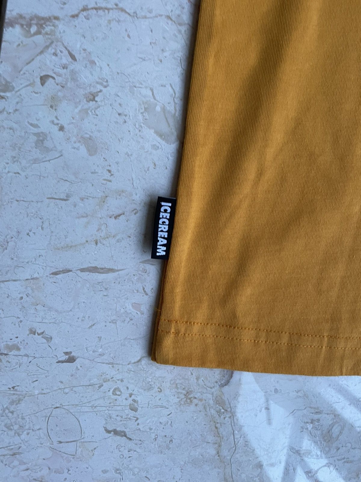 Icecream UNWORN* Icecream hand print fire tee Size US L / EU 52-54 / 3 - 6 Thumbnail