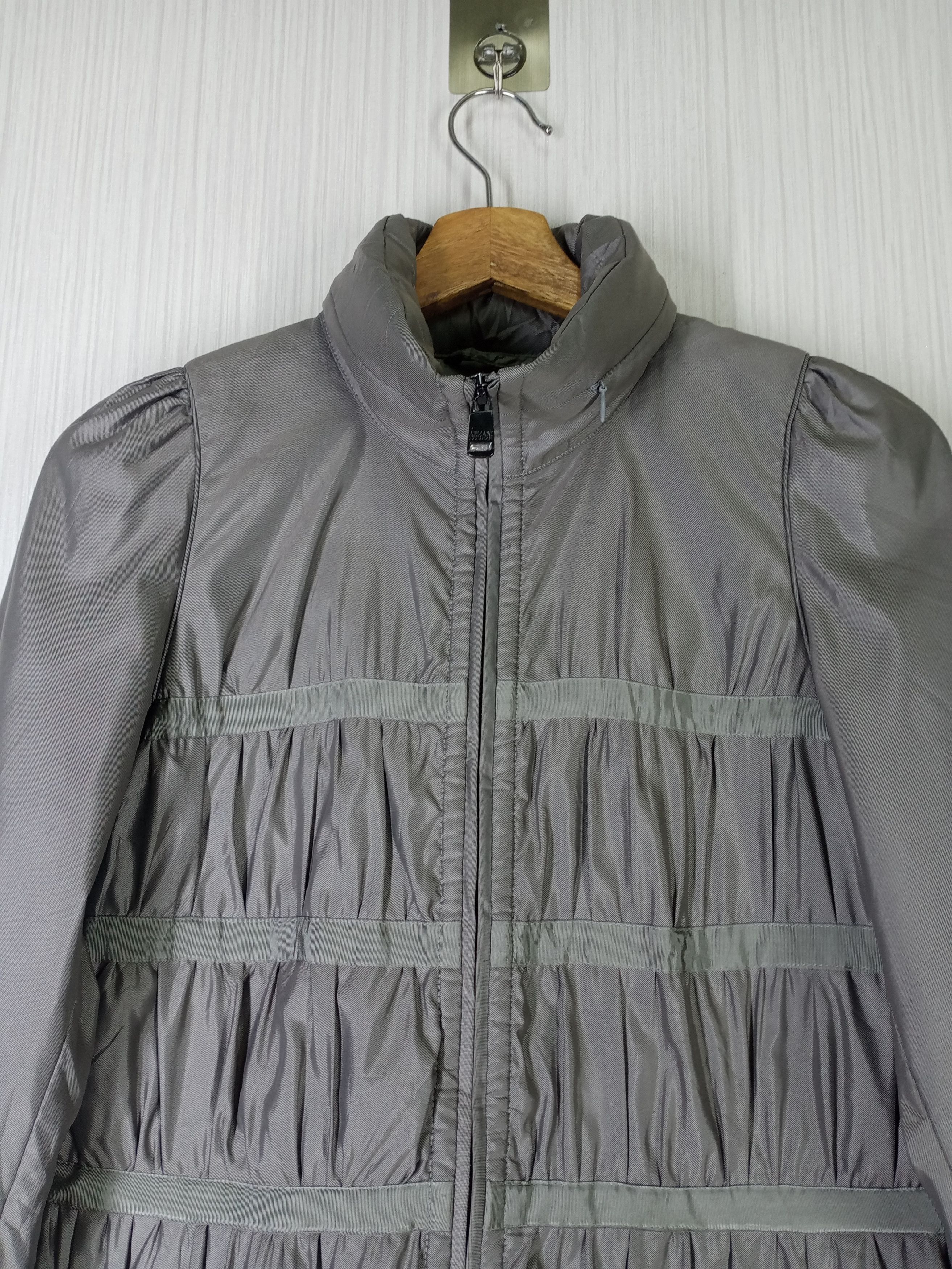 Armani RARE ARMANI COLLEZIONI WATER REPELLENT JACKET MADE IN ITALY Size S / US 4 / IT 40 - 10 Thumbnail