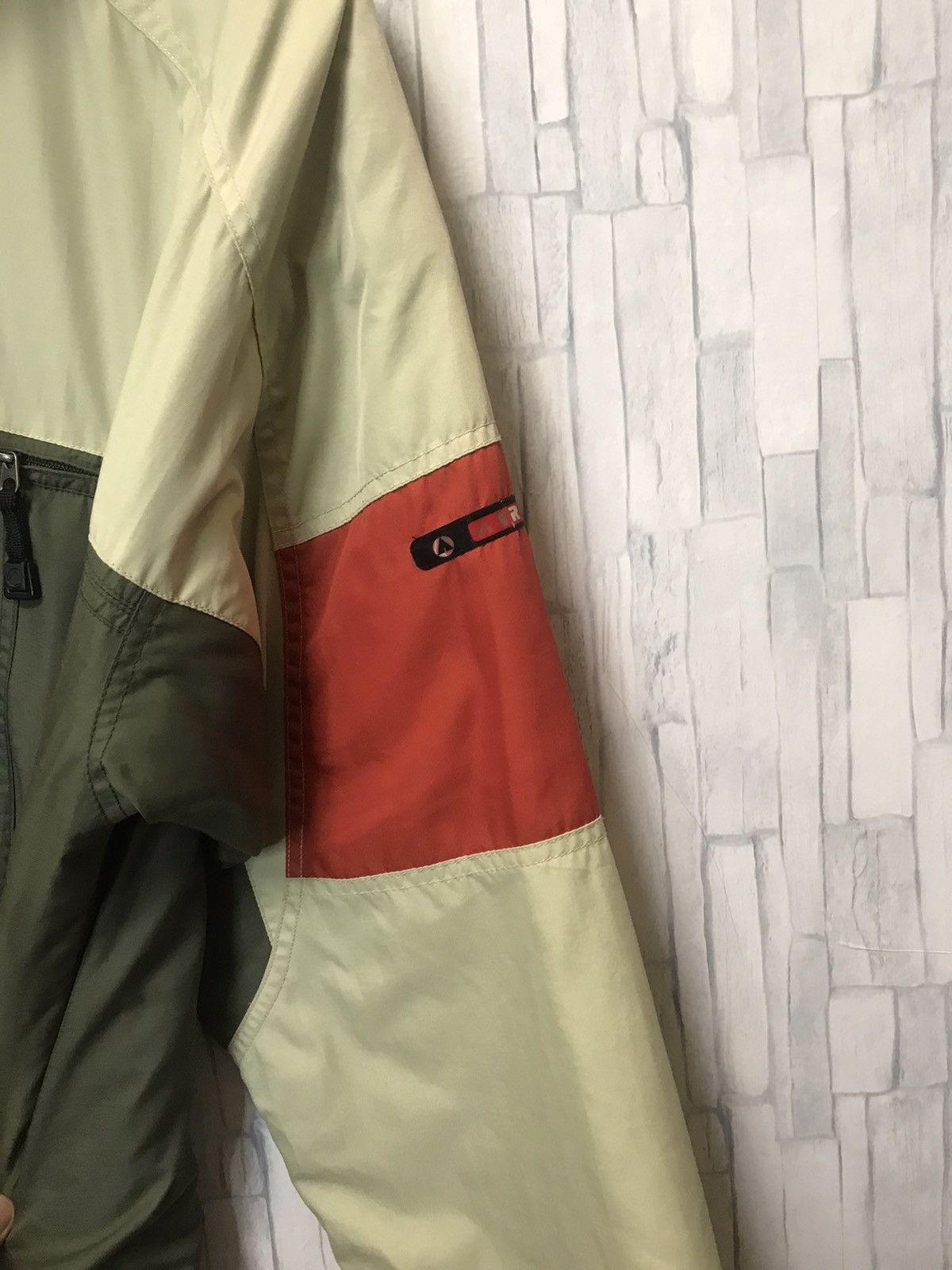 Airwalk × Japanese Brand × Vintage Airwark Light Lacket very nice Design Size US L / EU 52-54 / 3 - 4 Thumbnail