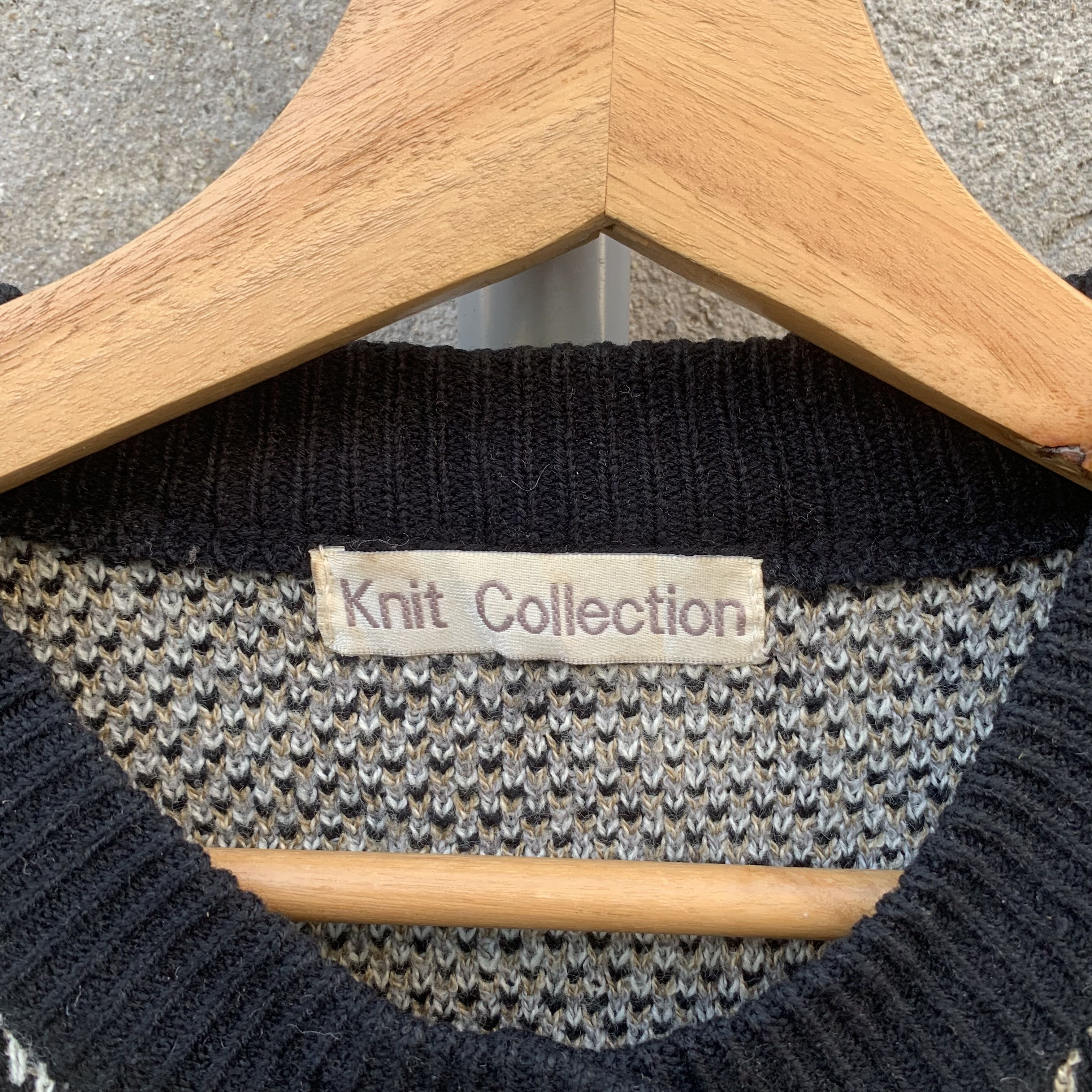 Japanese Brand 💥 RARE! Japanese Vintage Knit Double Breast Arts Cardigan Size US M / EU 48-50 / 2 - 8 Thumbnail
