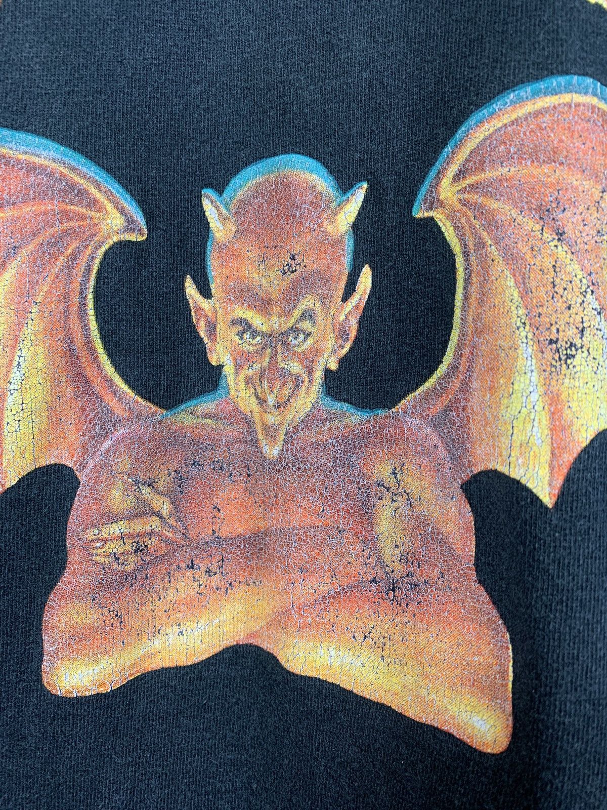 Vintage 90s Vintage Maudite Devil Bear Singe Stitch Faded T-Shirt Size US XL / EU 56 / 4 - 9 Thumbnail