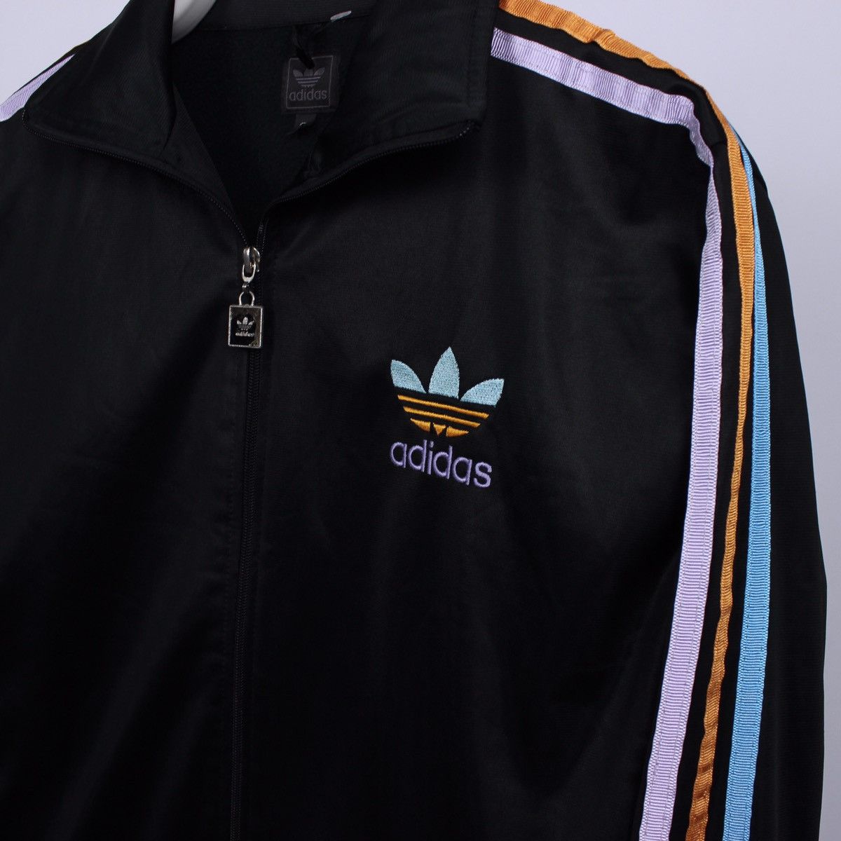 Adidas Vintage Adidas Originals Chile 62 Track Top Jacket Size US S / EU 44-46 / 1 - 3 Thumbnail