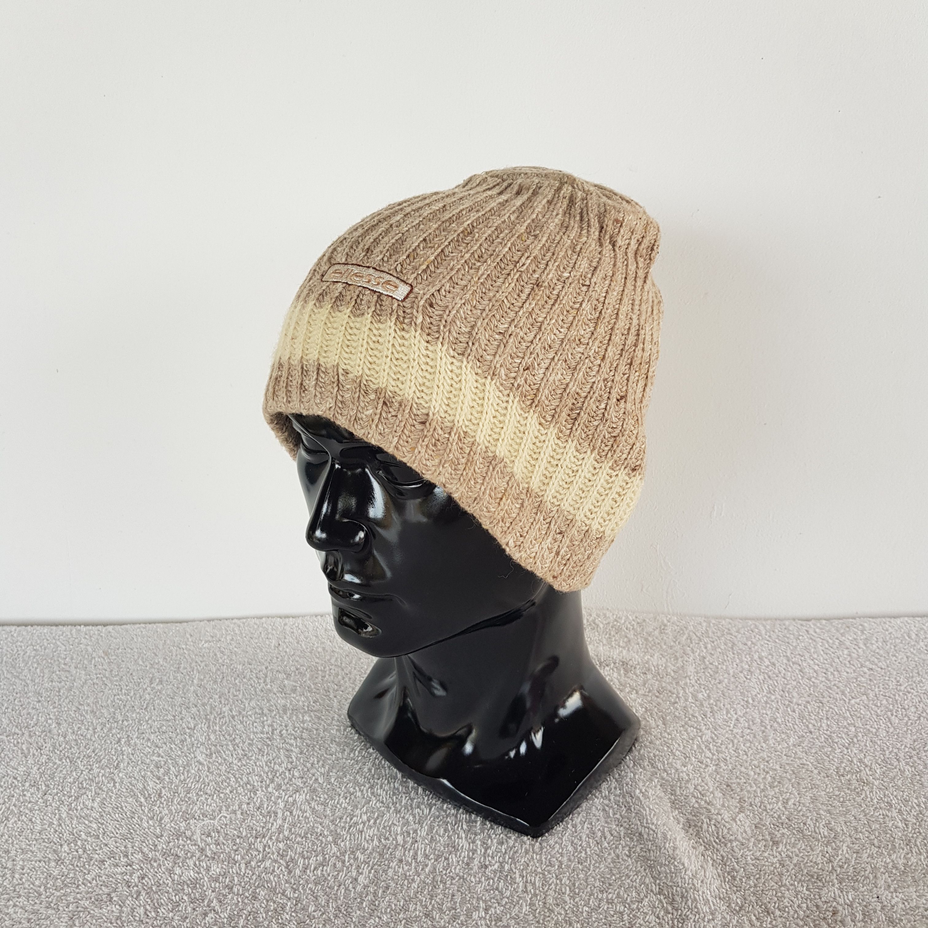 Vintage Ellesse Beanie Snow Cap Hats - AC10170.