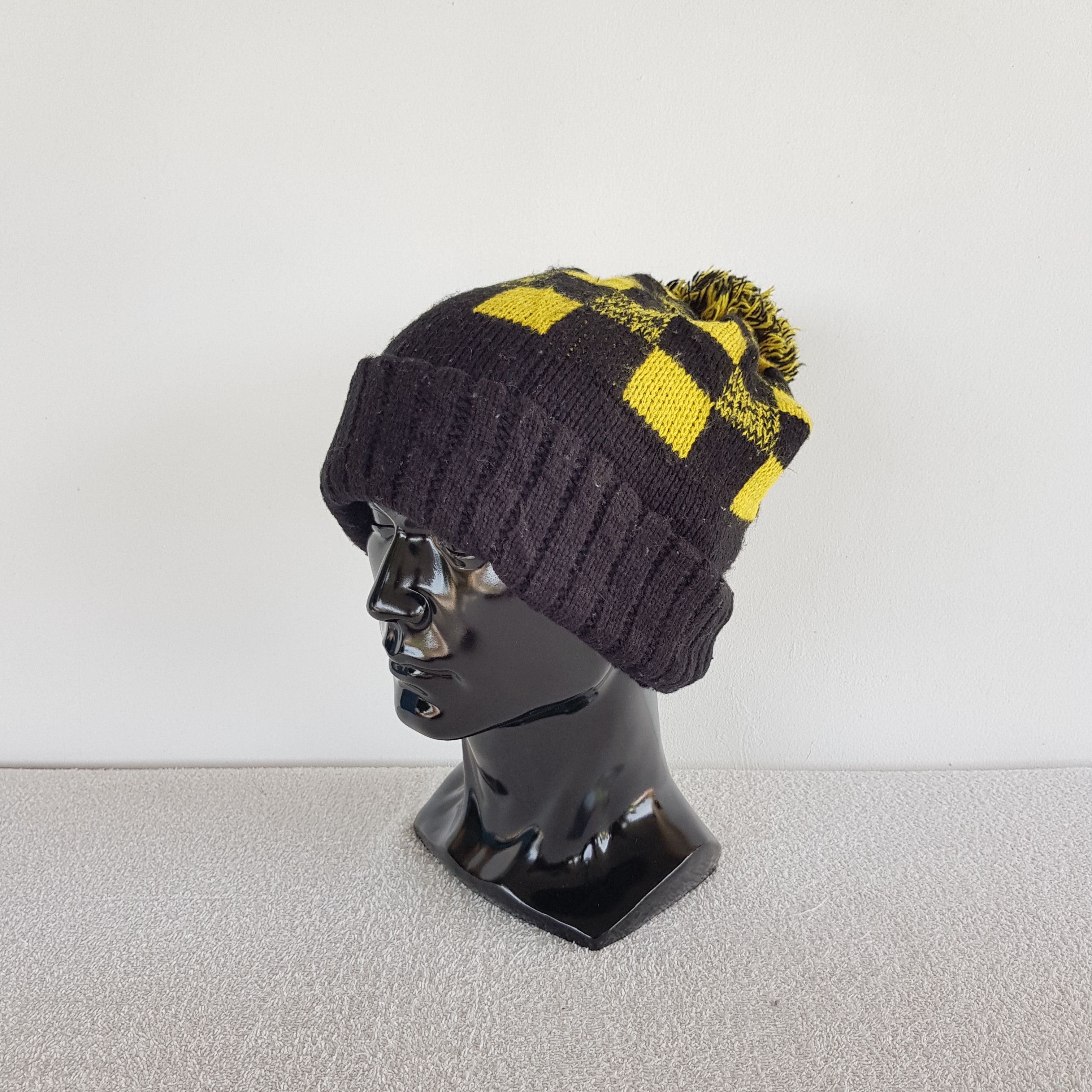 Japanese Brand × Vintage Tartan Plaid Beanie Snow Cap Chekered Punk Hats - AC10617. Size ONE SIZE - 1 Thumbnail