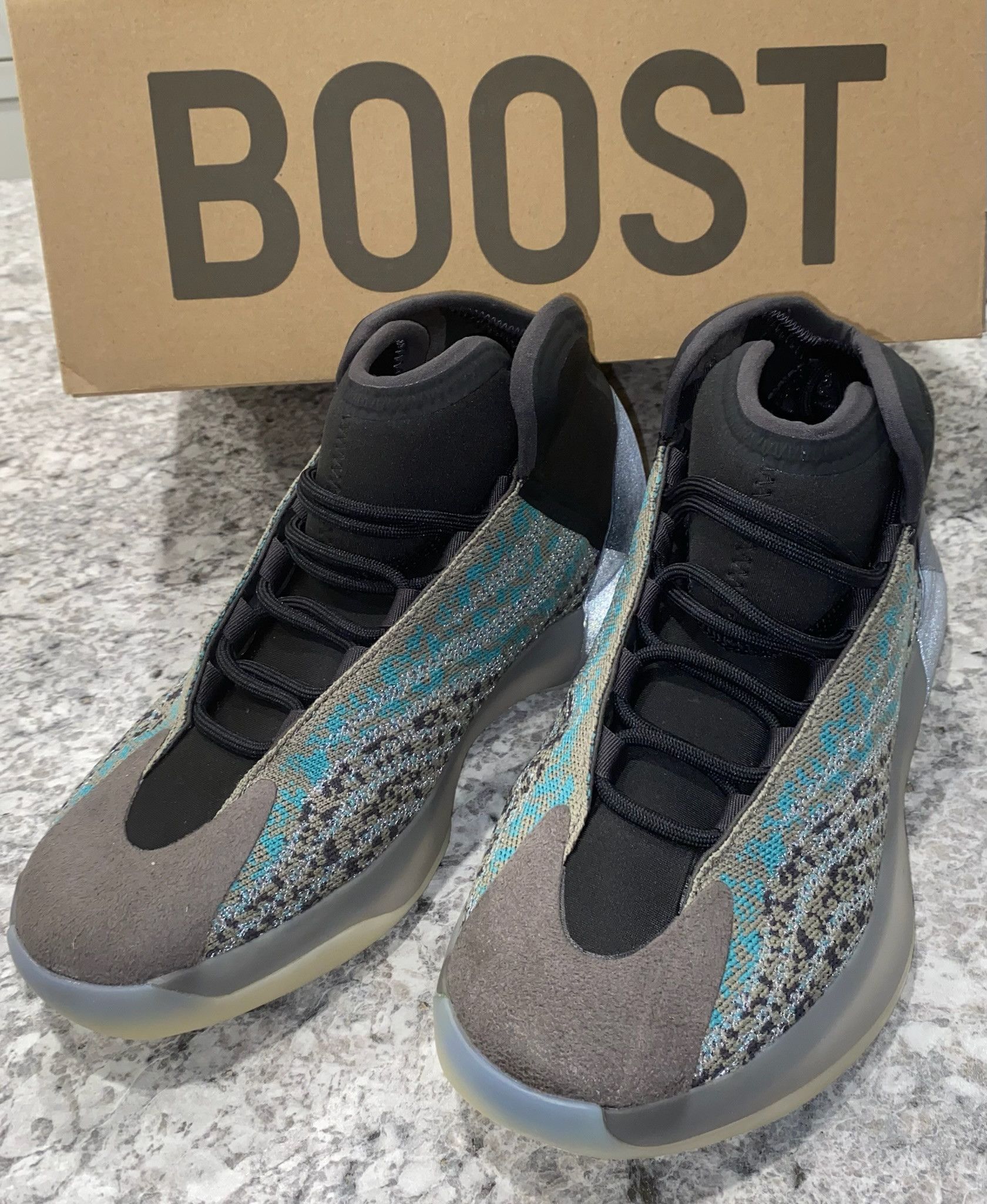 YEEZY QNTM REFLECTIVE OPHANI TEAL