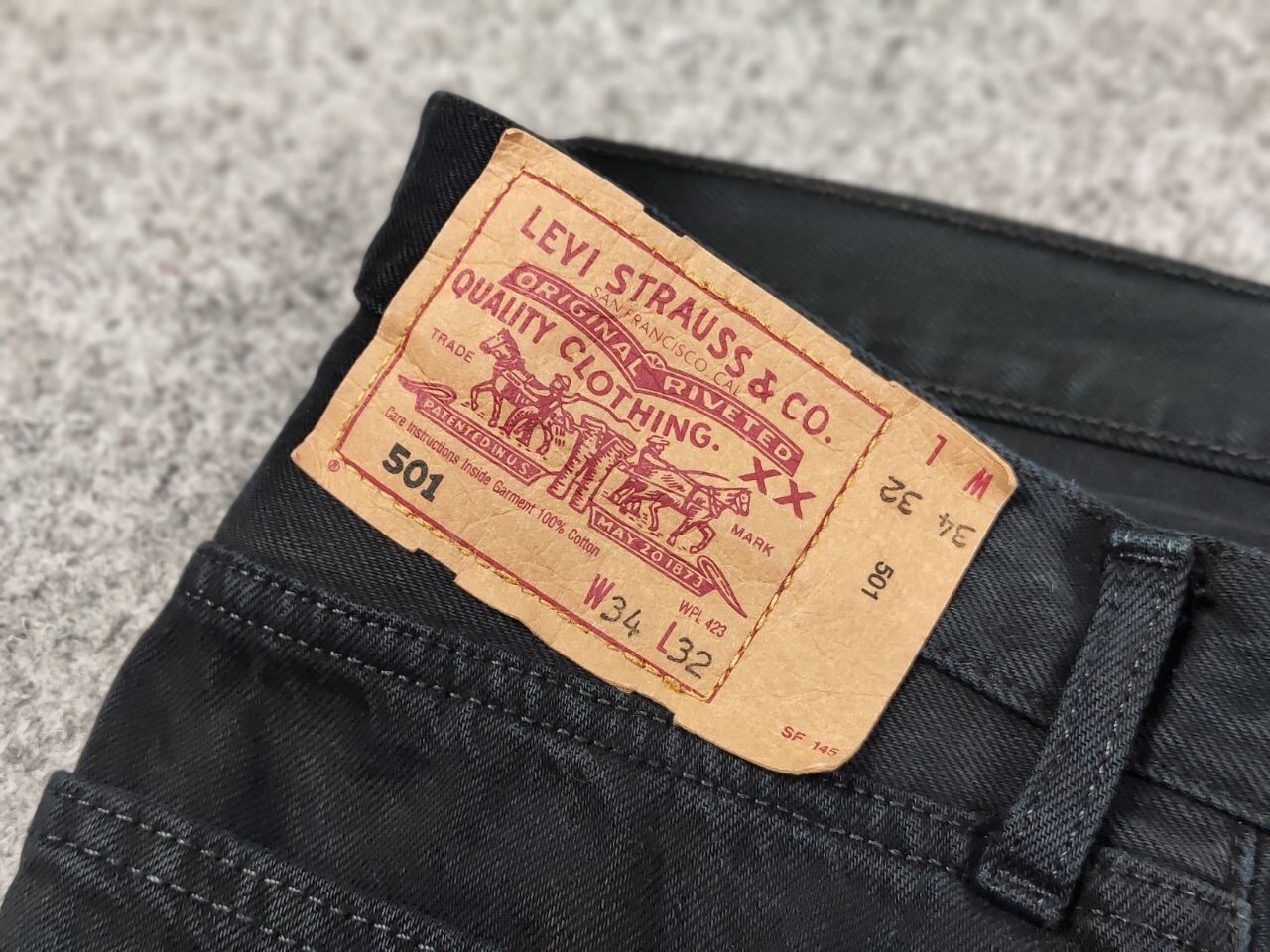 Levi's Vintage 90's Levi's 501 Black Classic Denim 100% Jeans Size US 34 / EU 50 - 17 Thumbnail