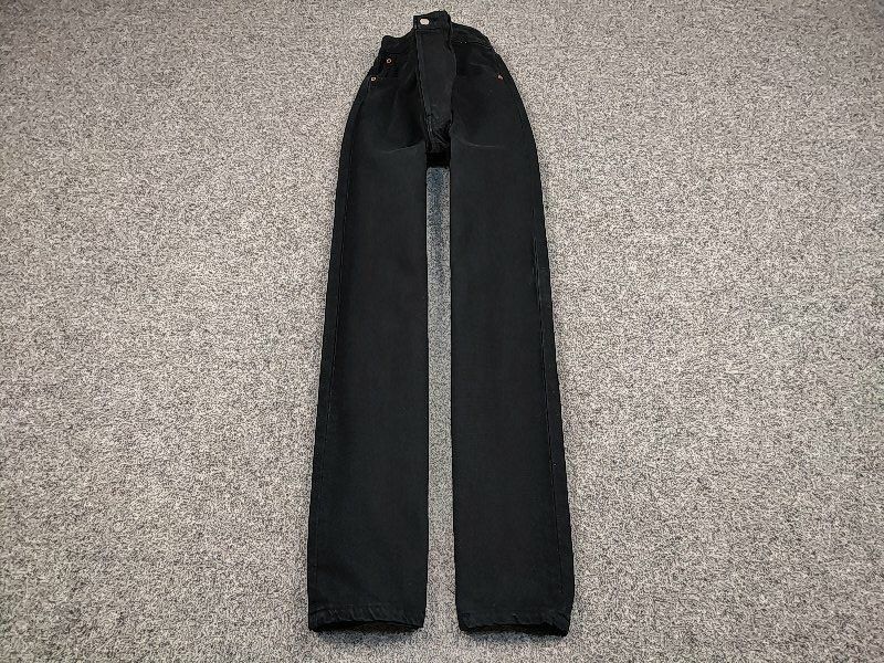 Levi's Vintage 90's Levi's 501 Black Classic Denim 100% Jeans Size US 34 / EU 50 - 2 Thumbnail