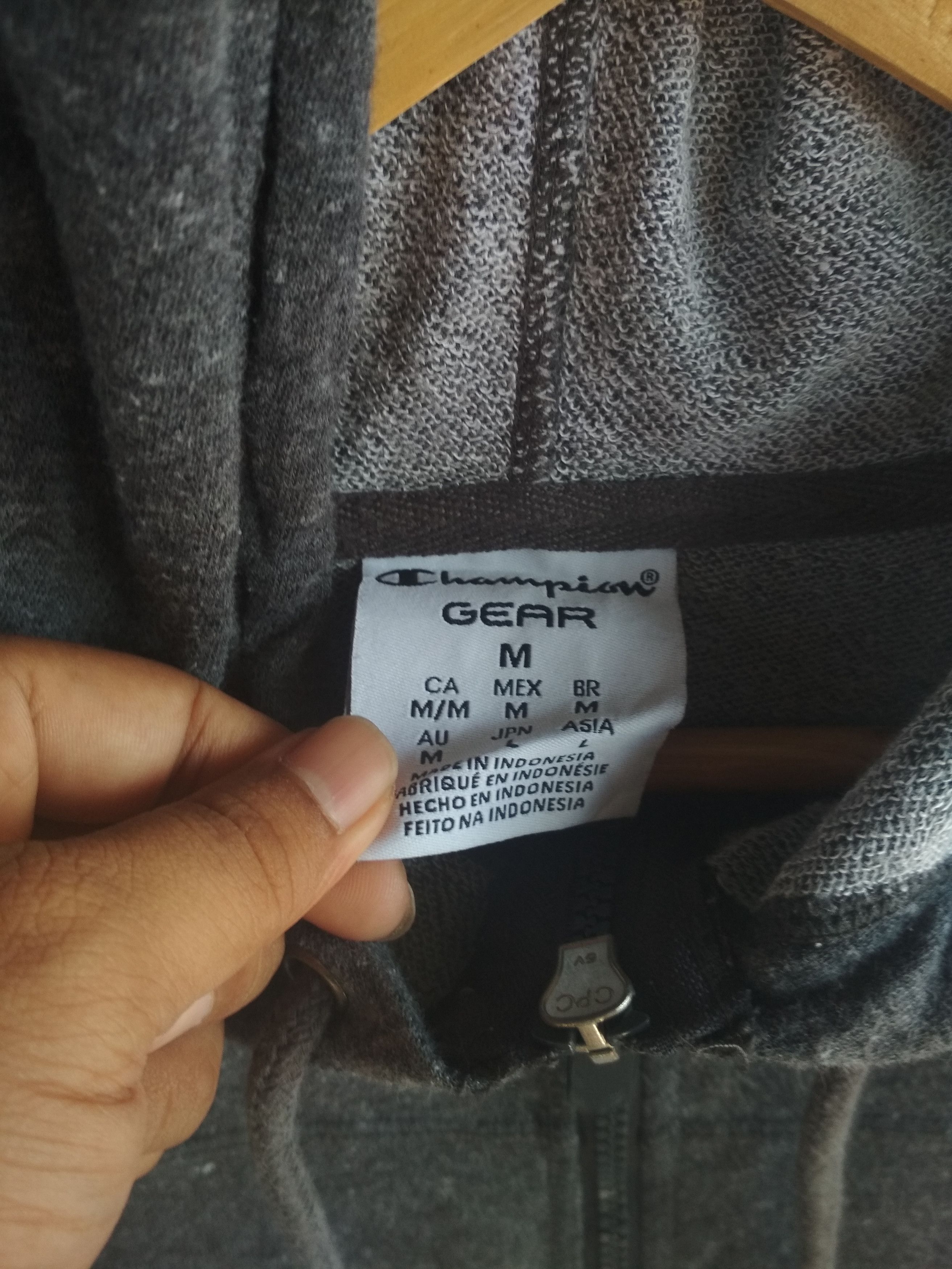 Champion CHAMPION GEAR FULL ZIPPER DOUBLE POCKET HOODIE SWEATSHIRT Size US M / EU 48-50 / 2 - 3 Thumbnail