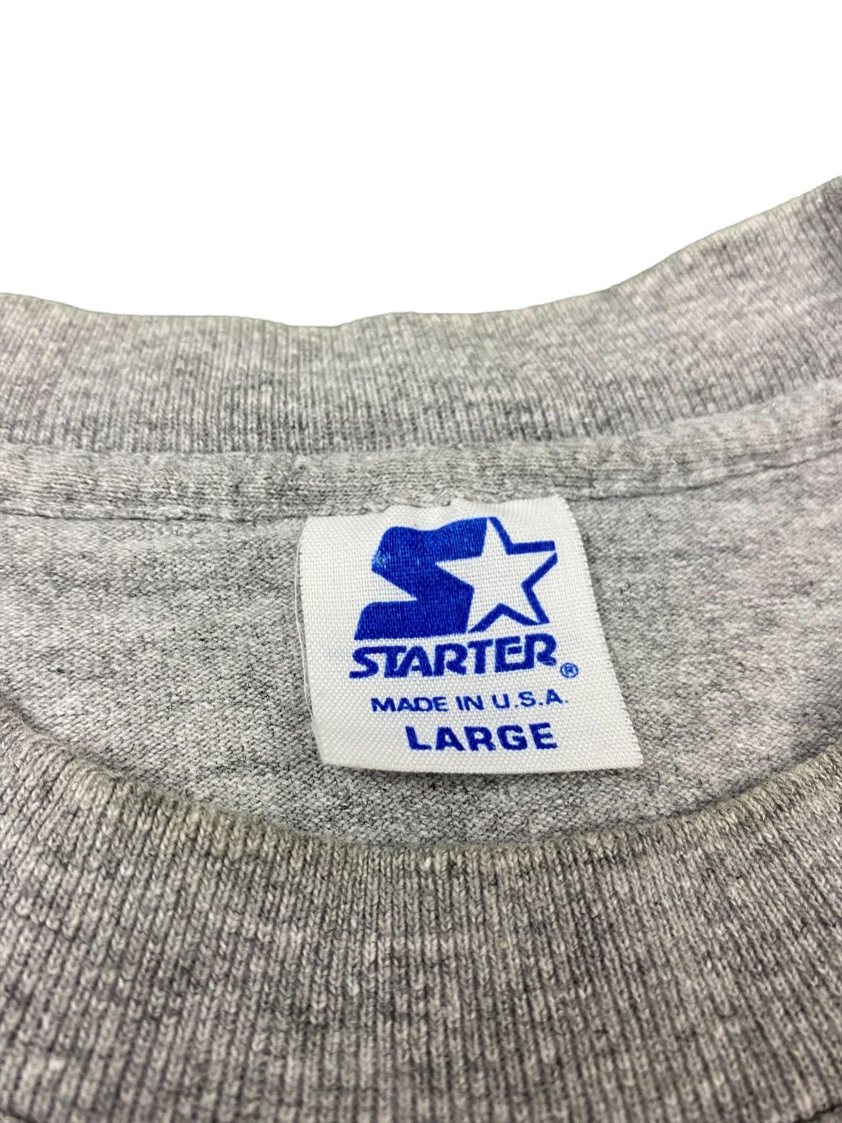 NHL × Starter × Vintage Vintage Starter Red Wings Hockey T Shirt Size US L / EU 52-54 / 3 - 5 Thumbnail