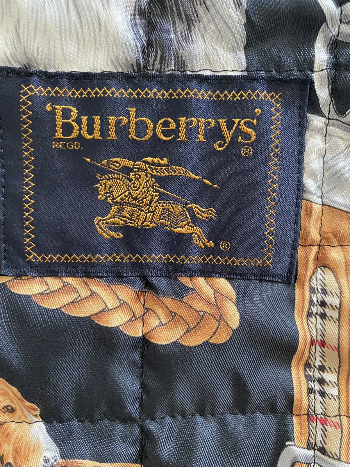Burberry Prorsum × Vintage Burberry Linning Motif Dog Grapich nice design Size US L / EU 52-54 / 3 - 10 Thumbnail