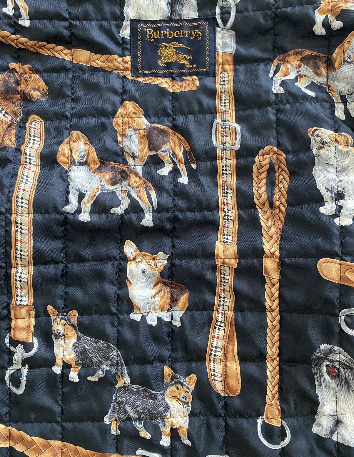 Burberry Prorsum × Vintage Burberry Linning Motif Dog Grapich nice design Size US L / EU 52-54 / 3 - 9 Thumbnail