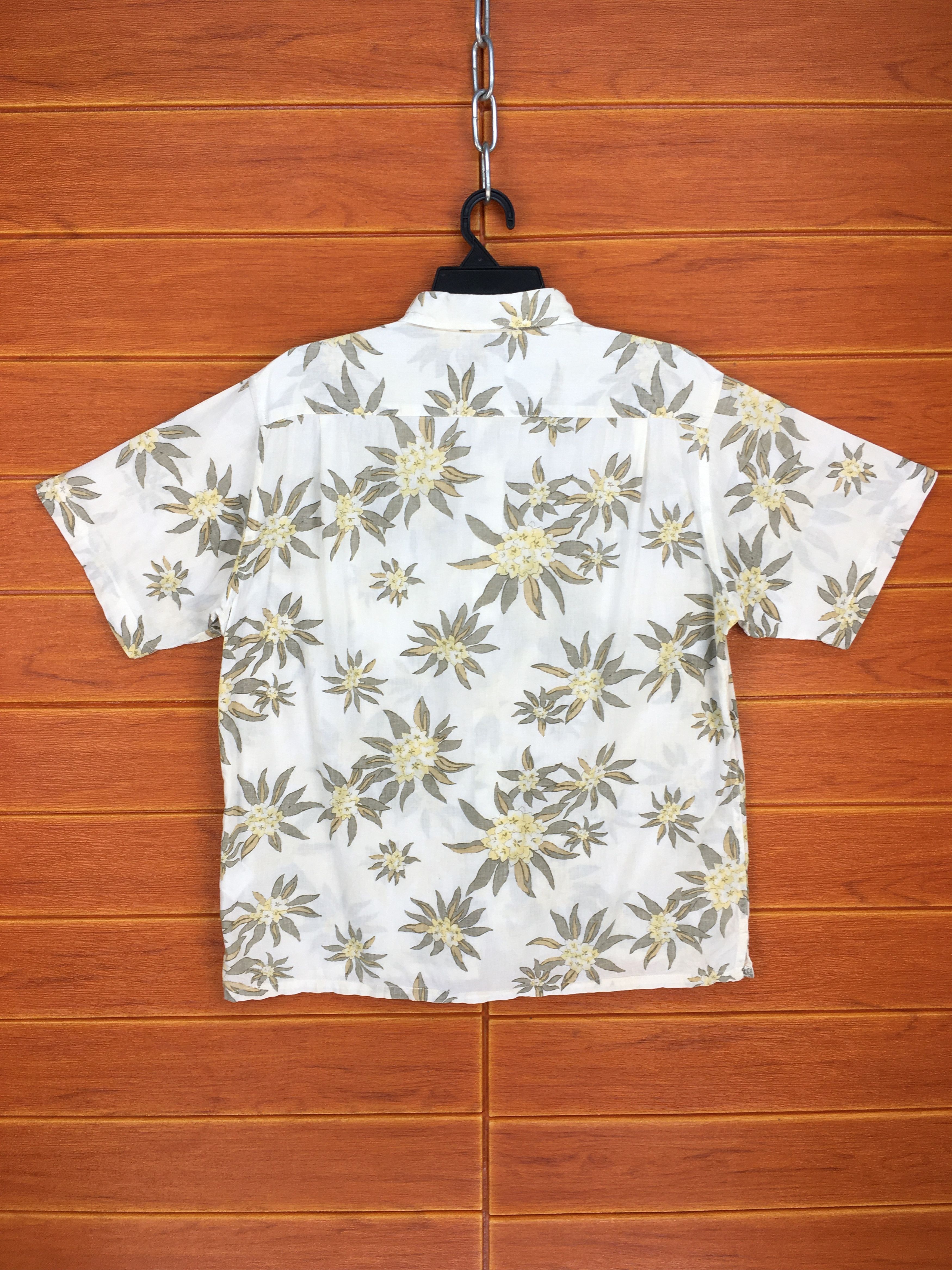 Vintage Vintage CROCODILE Reverse Print Hawaiian Shirt Size US L / EU 52-54 / 3 - 9 Thumbnail